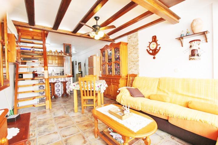 2-Bedroom Duplex in Guardamar del Segura - Image 5