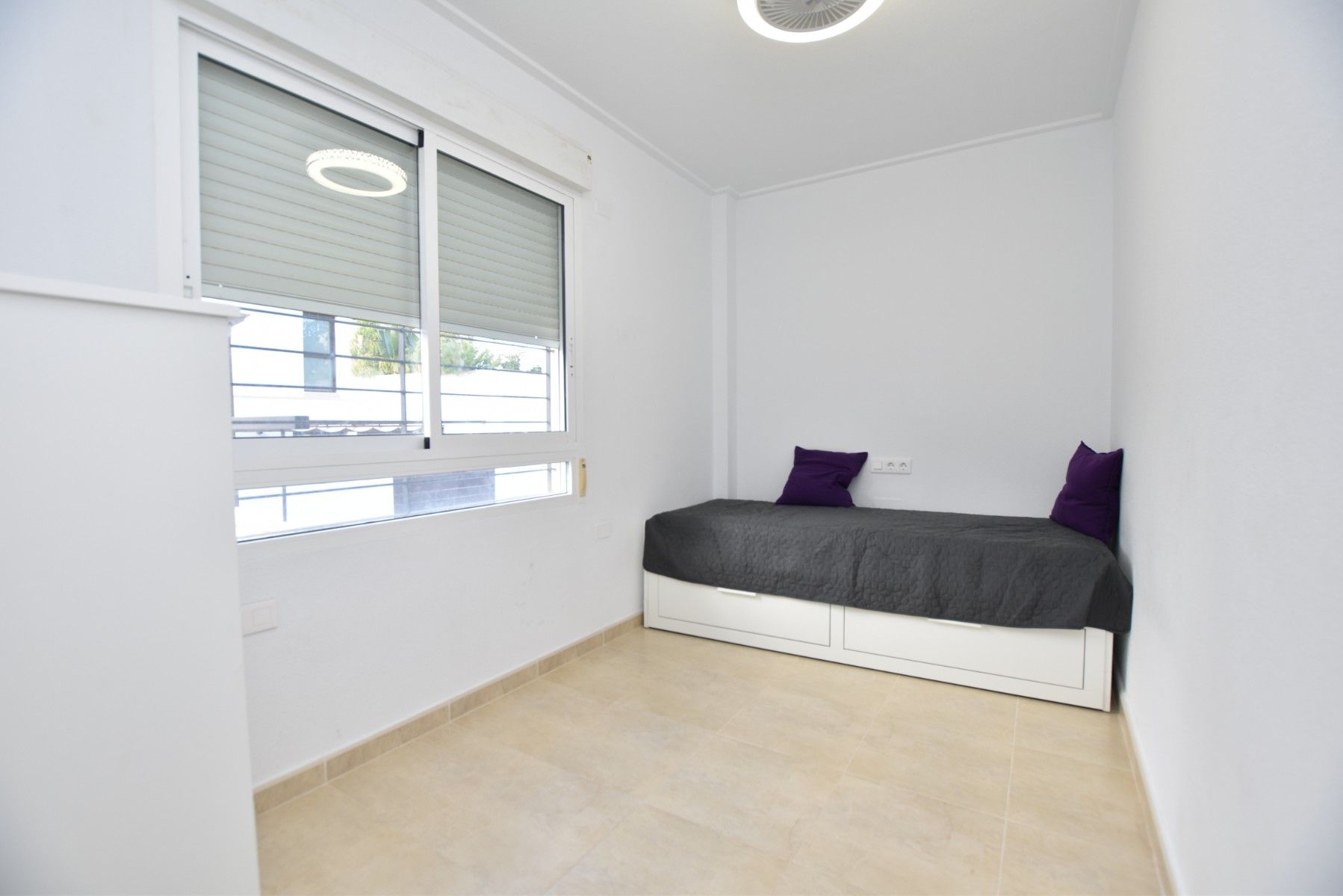 3-Bedroom Villa in Comunidad Valenciana, Algorfa - Image 6