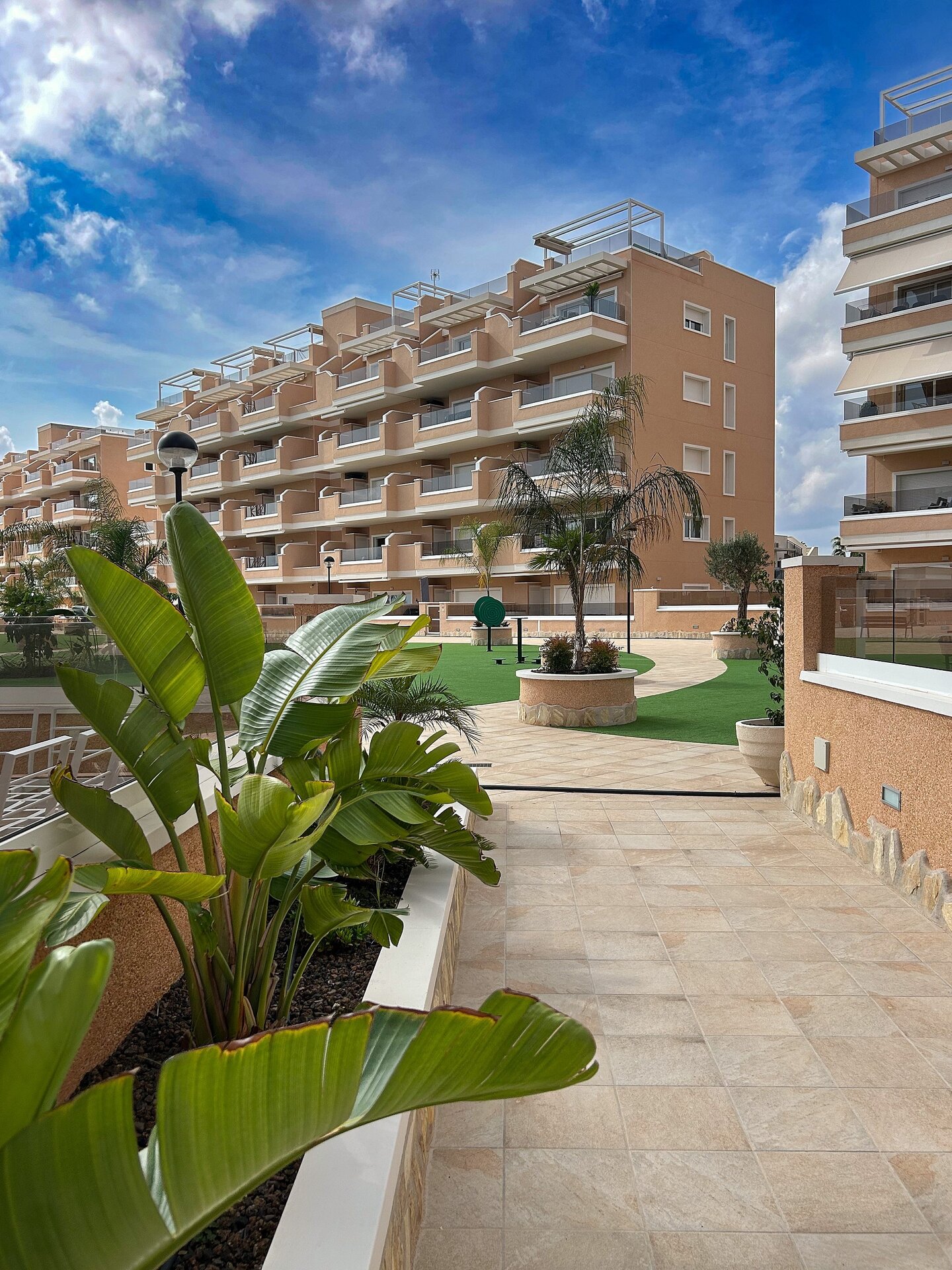 3-Bedroom Apartment in Guardamar del Segura - Image 19