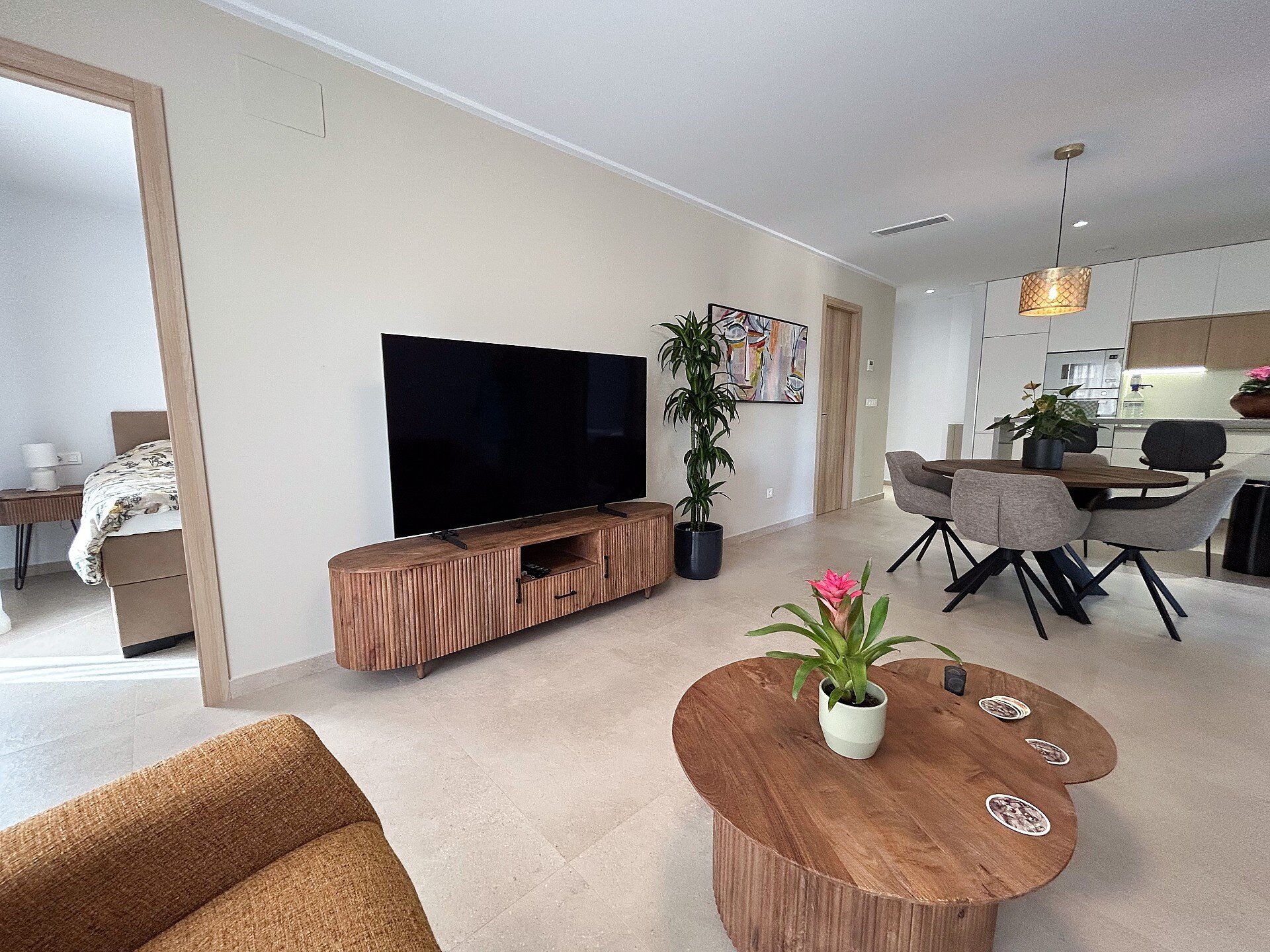 3-Bedroom Apartment in Guardamar del Segura - Image 5