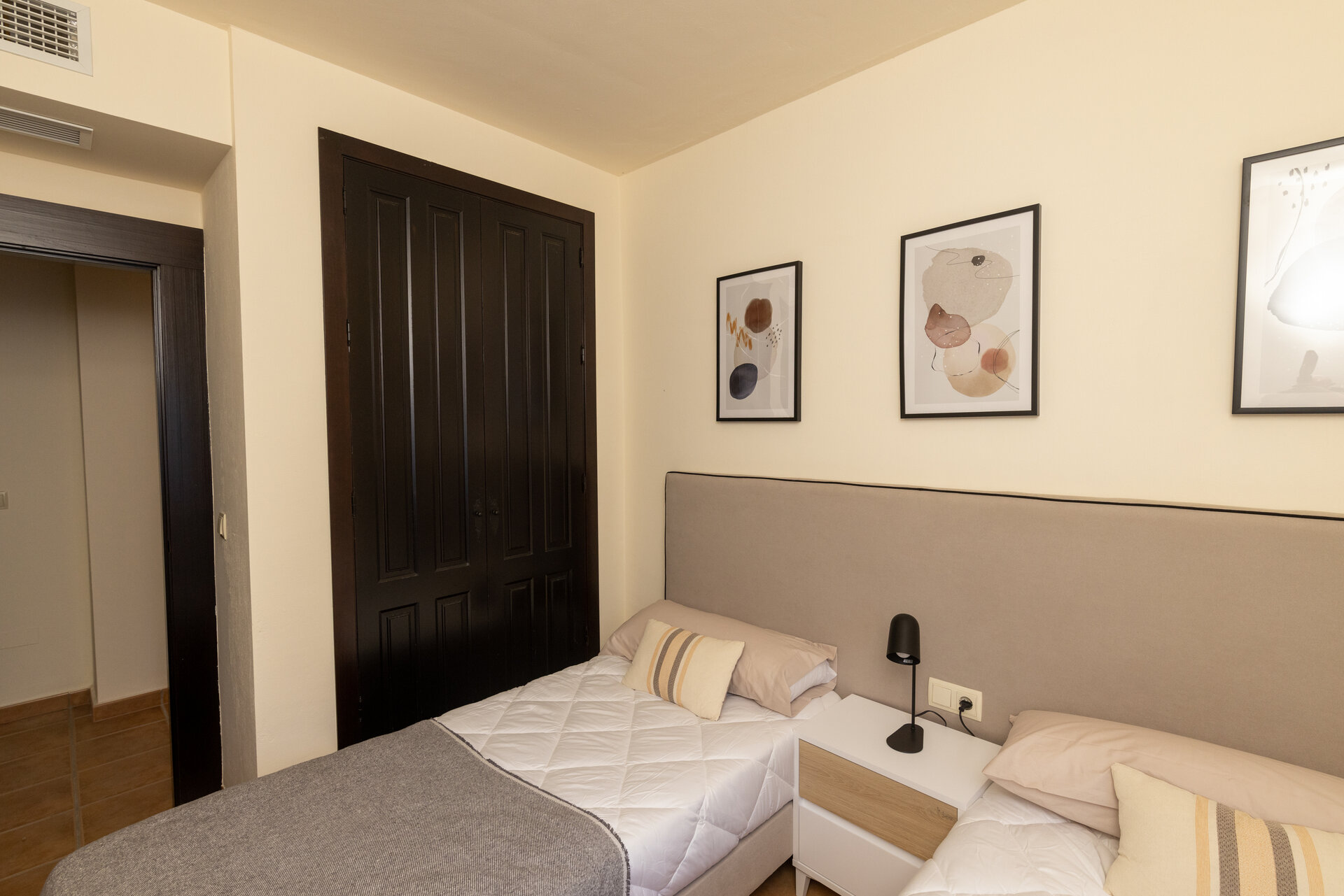 2-Bedroom Townhouse in Fuente Alamo - Image 16