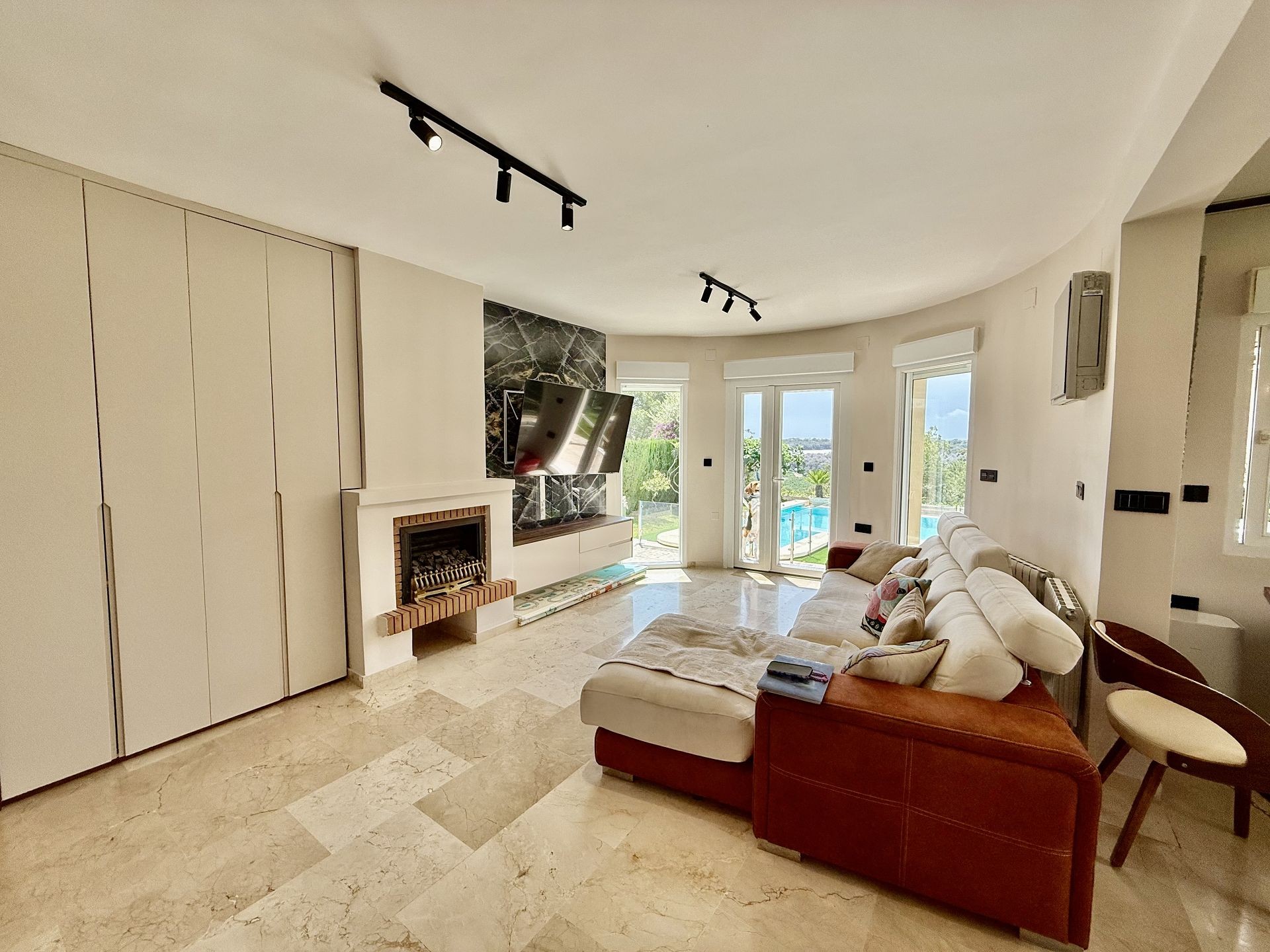 Villa met 4 Slaapkamers in Orihuela Costa - Image 23