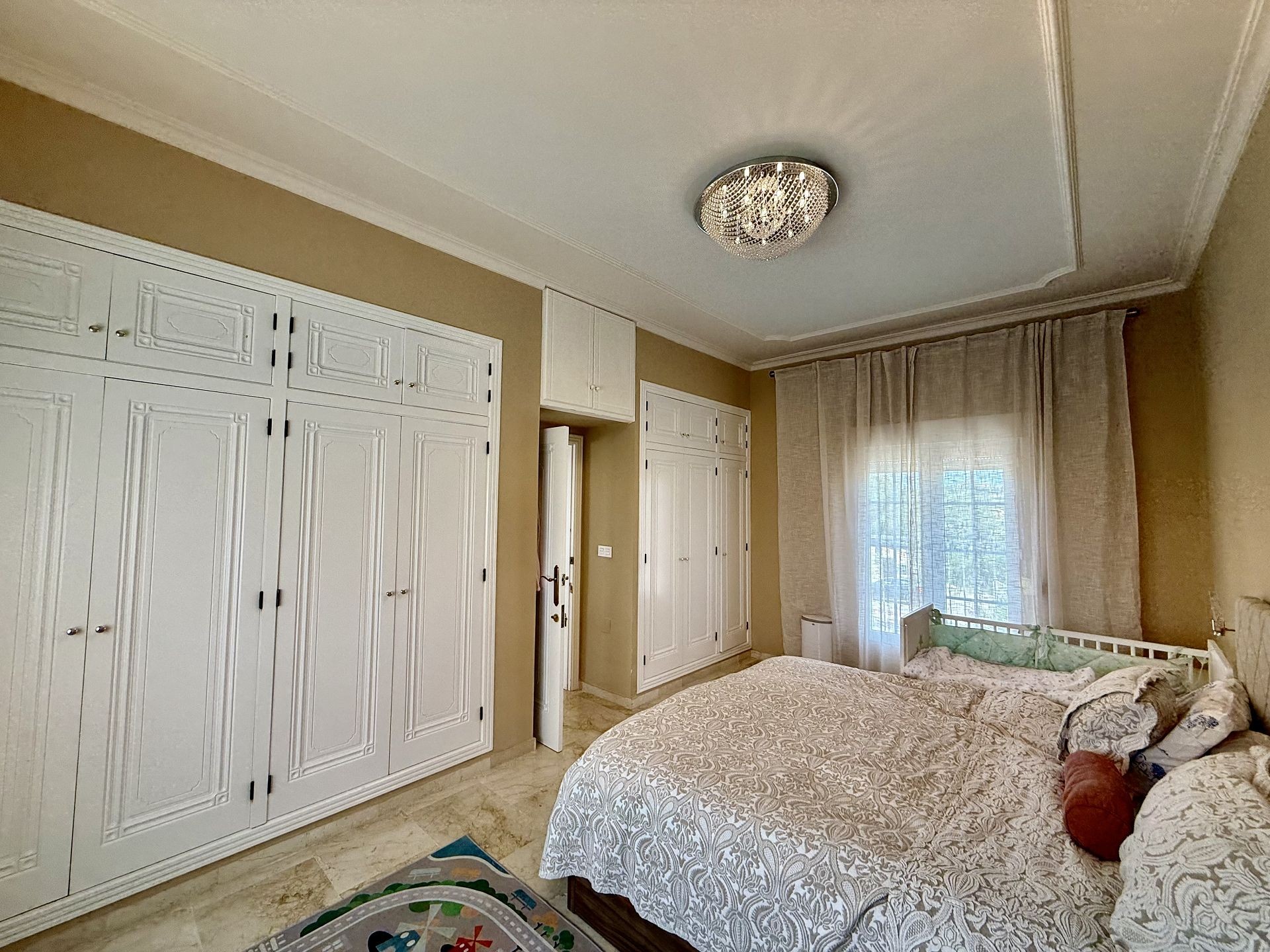 Villa met 4 Slaapkamers in Orihuela Costa - Image 27