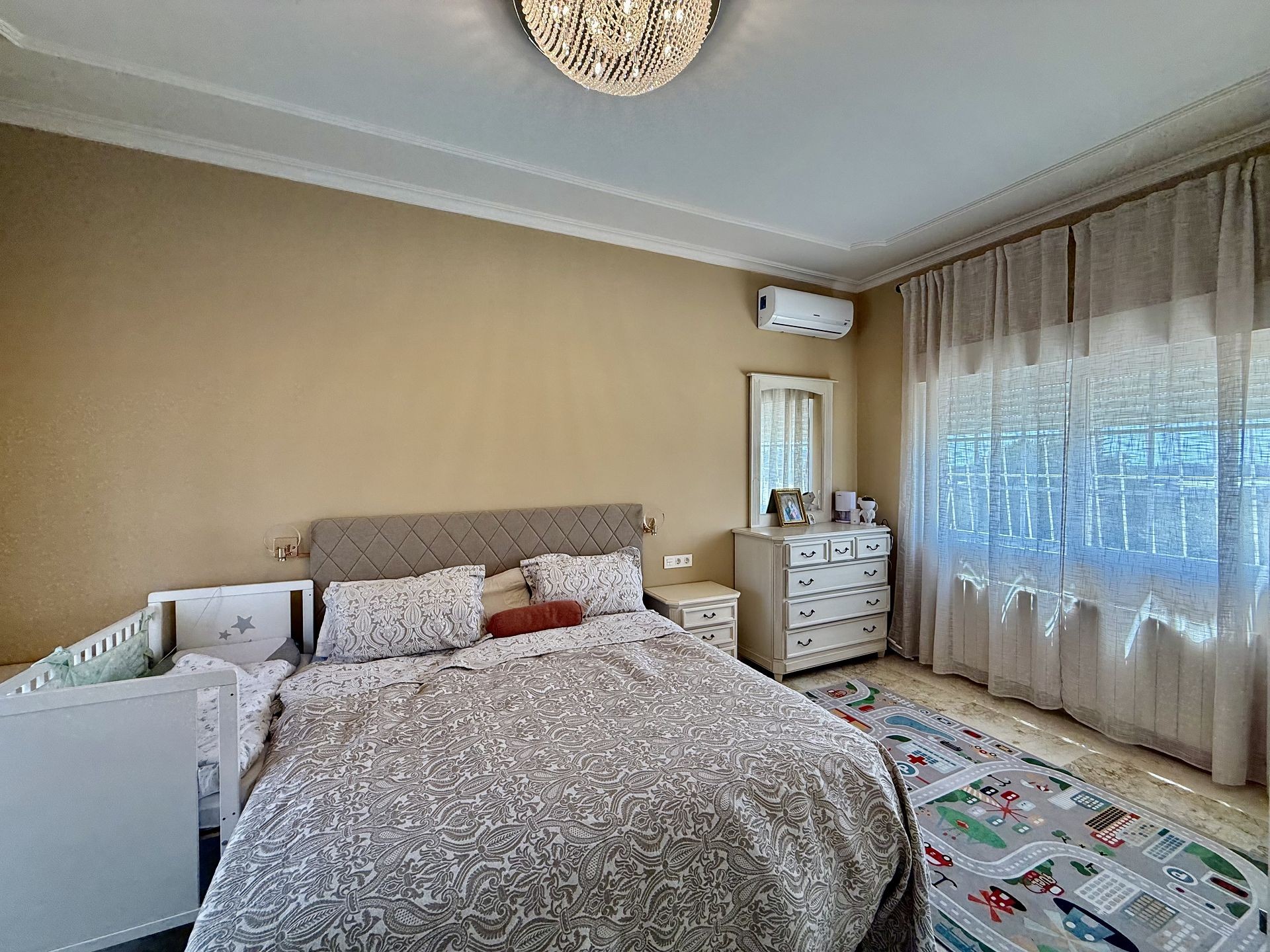 Villa met 4 Slaapkamers in Orihuela Costa - Image 31