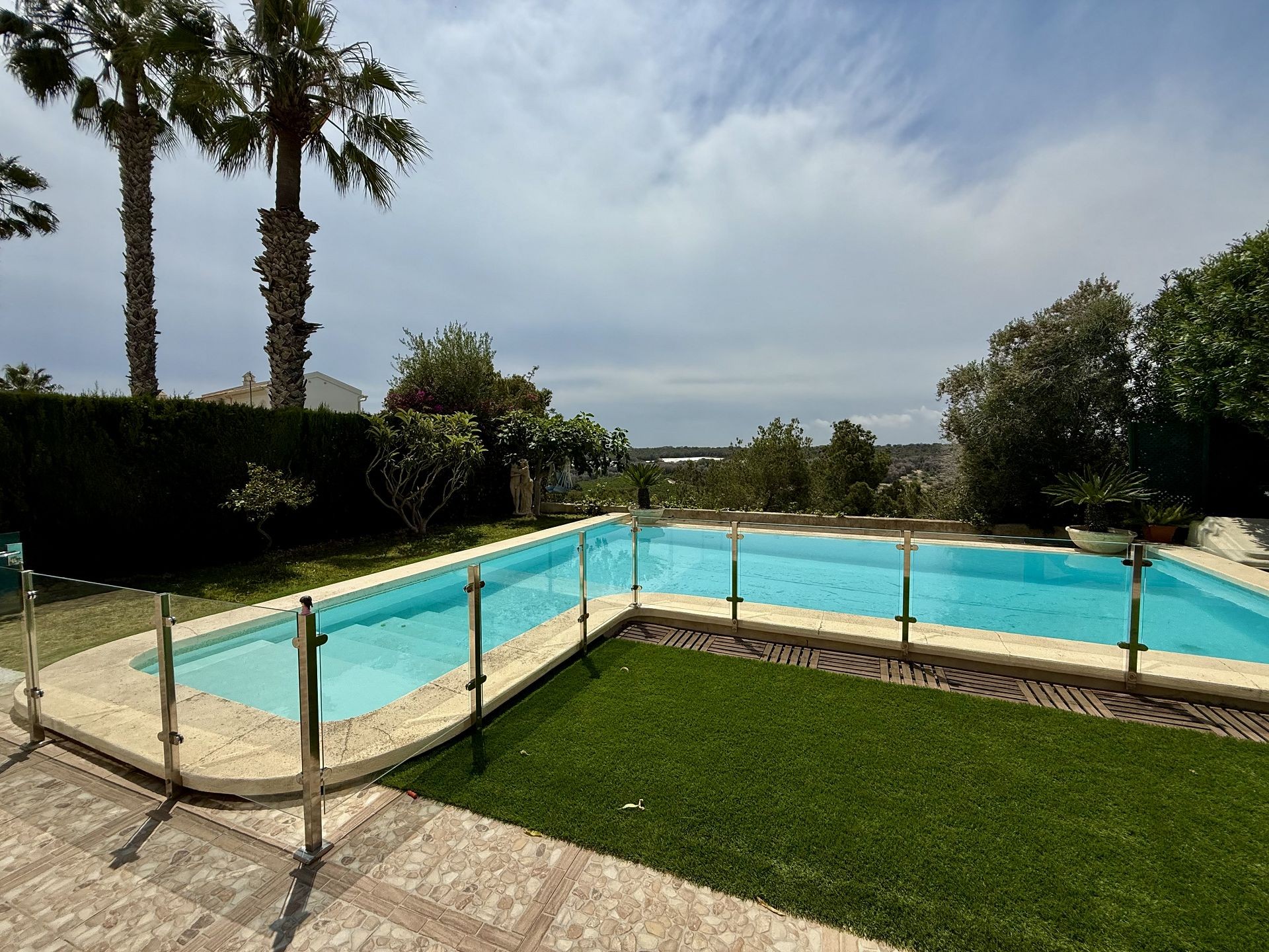 Villa met 4 Slaapkamers in Orihuela Costa - Image 37