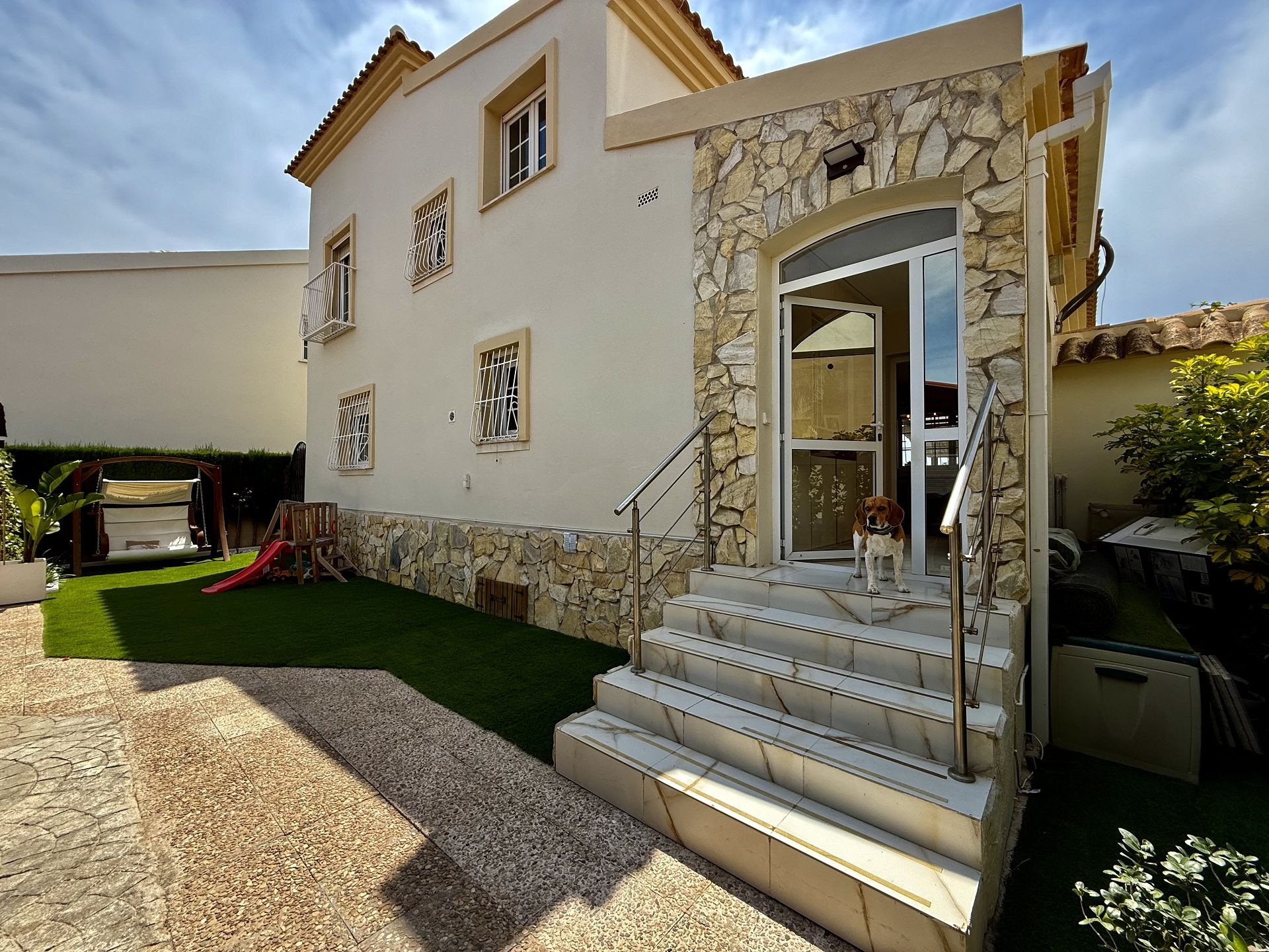Villa met 4 Slaapkamers in Orihuela Costa - Image 9
