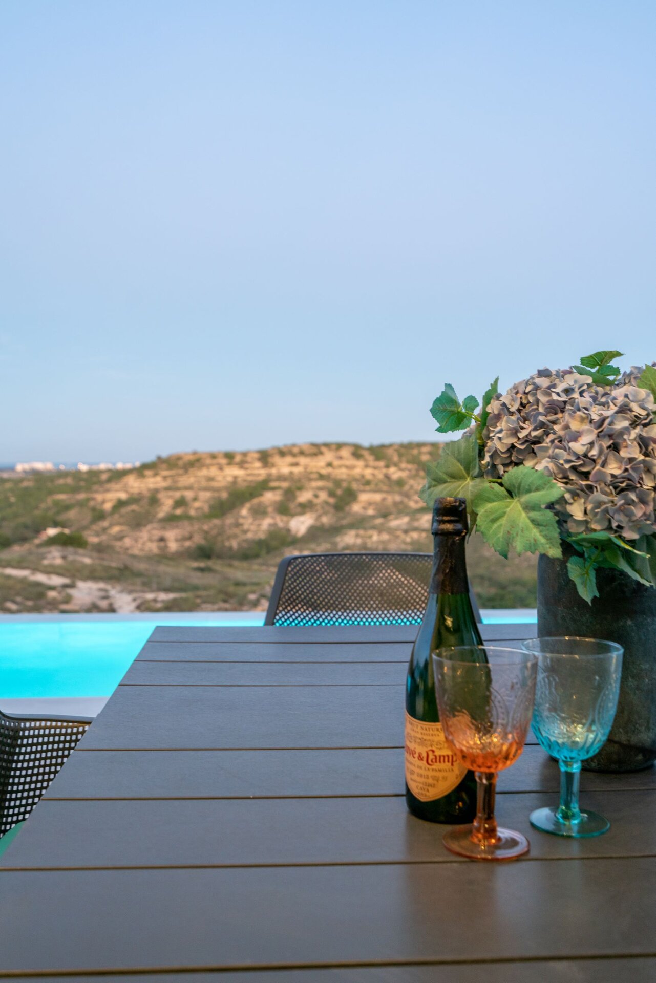 4-Bedroom Villa in Rojales - Image 4