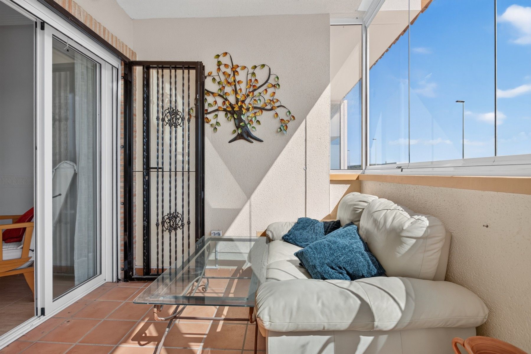 2-Bedroom Villa in Los Dolses, Orihuela Costa - Image 11