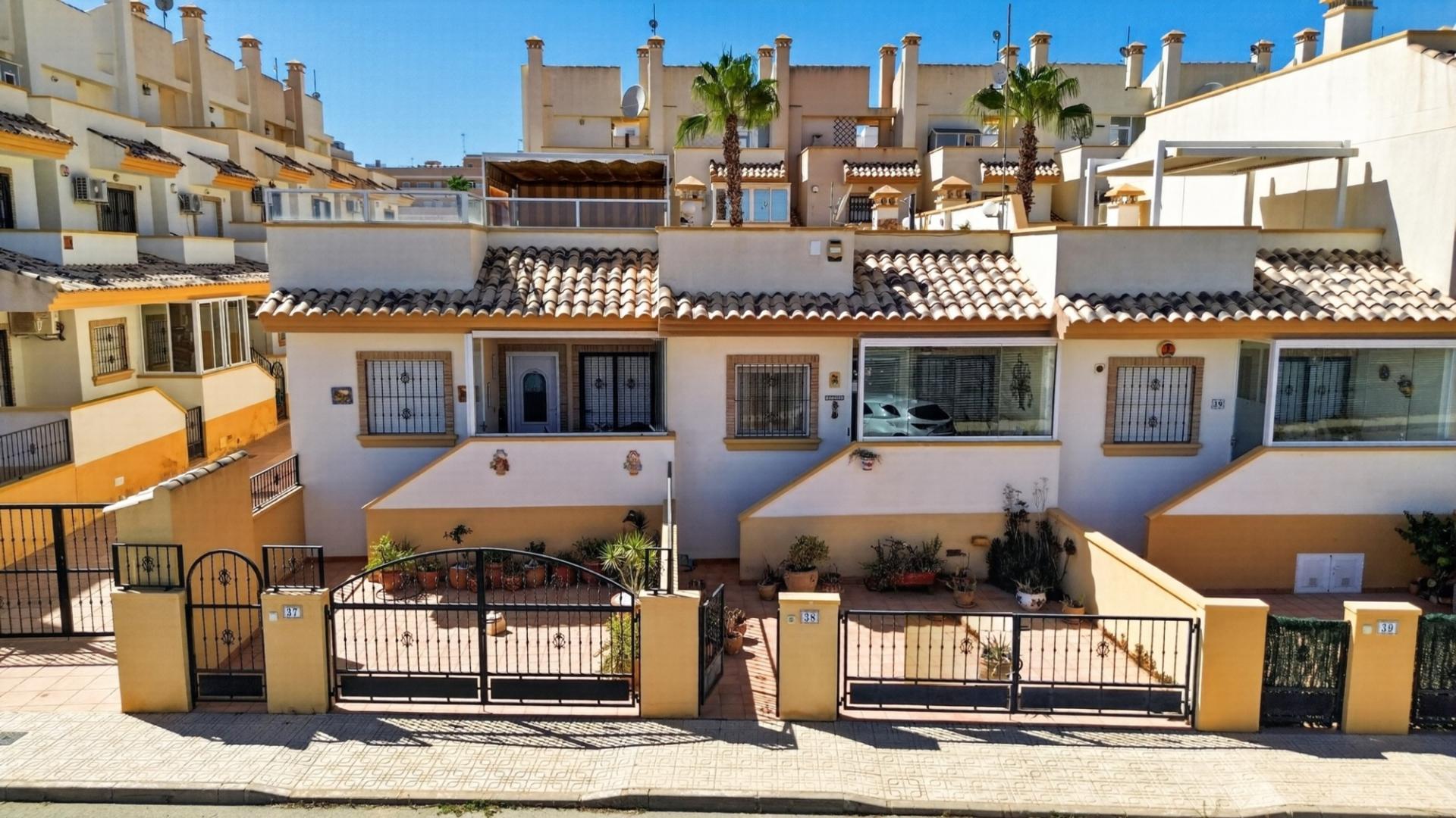 2-Bedroom Villa in Los Dolses, Orihuela Costa - Image 21