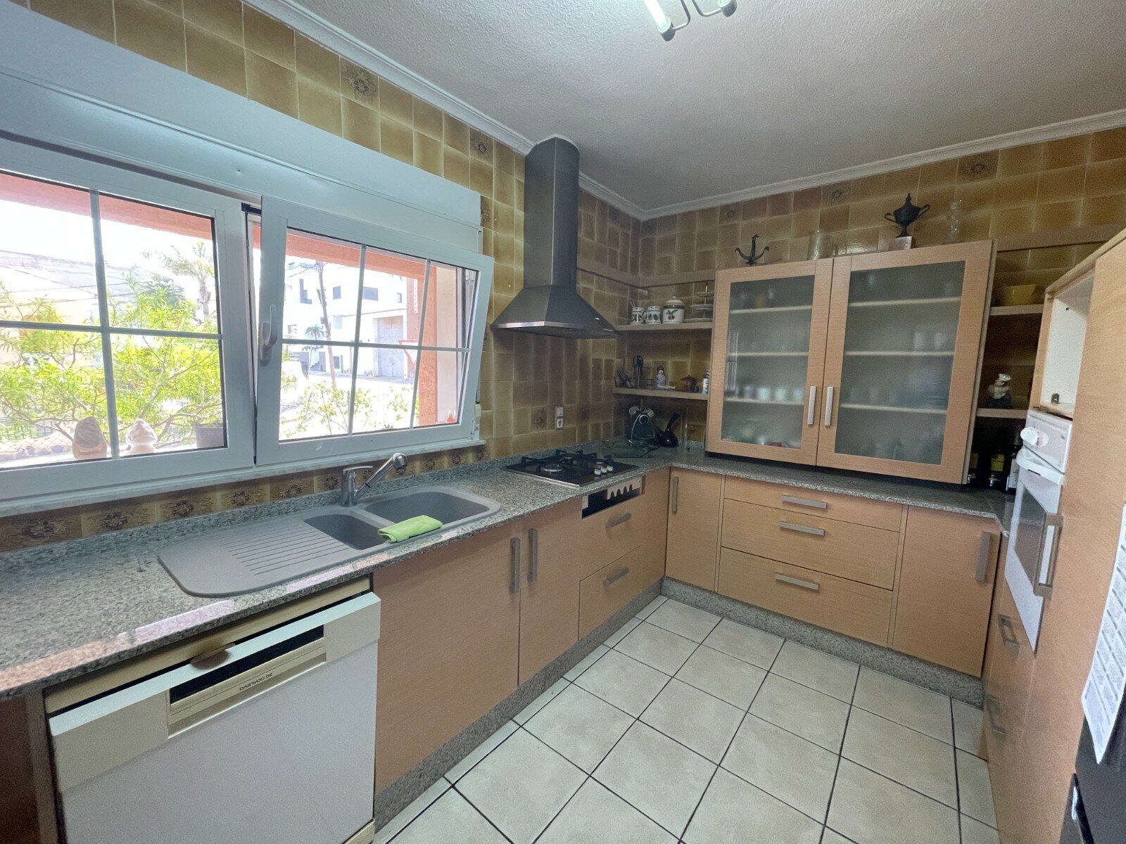 6-Bedroom Villa in Pueblo 4, Benijofar - Image 8