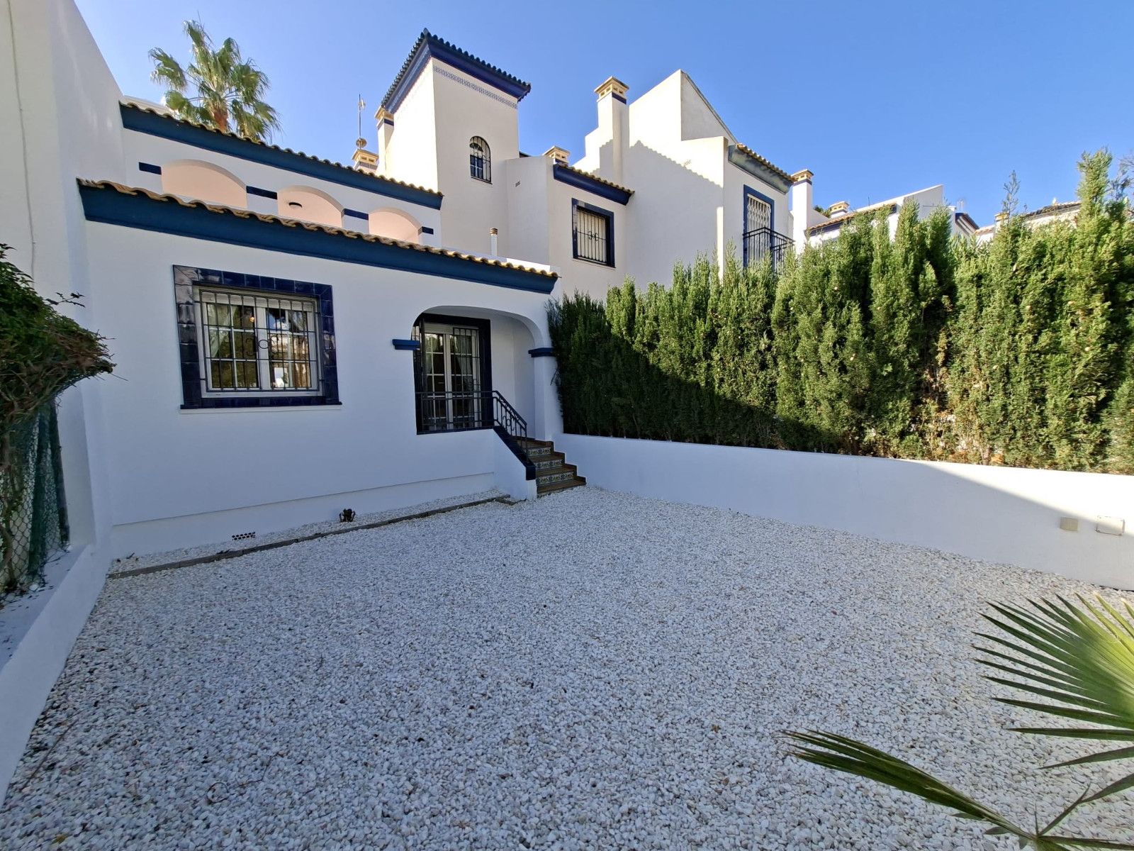 2-Bedroom Bungalow in Villamartín-las Filipinas, Orihuela Costa - Image 21