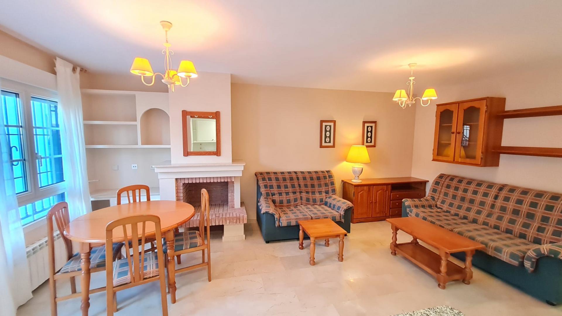 2-Bedroom Bungalow in Villamartín-las Filipinas, Orihuela Costa - Image 4