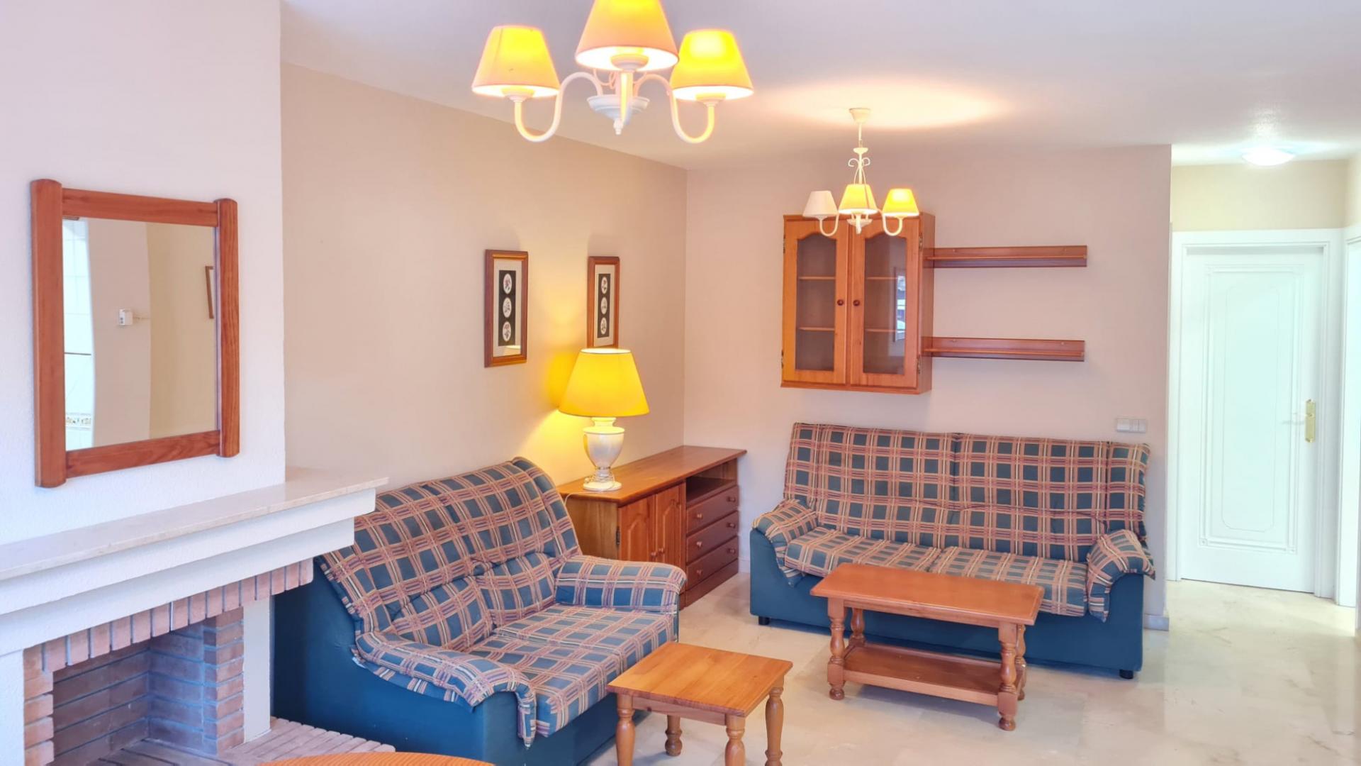 2-Bedroom Bungalow in Villamartín-las Filipinas, Orihuela Costa - Image 5