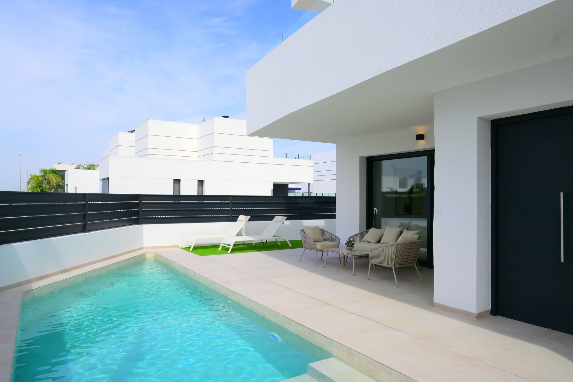 3-Bedroom Semi-Detached House in Dolores - Image 6