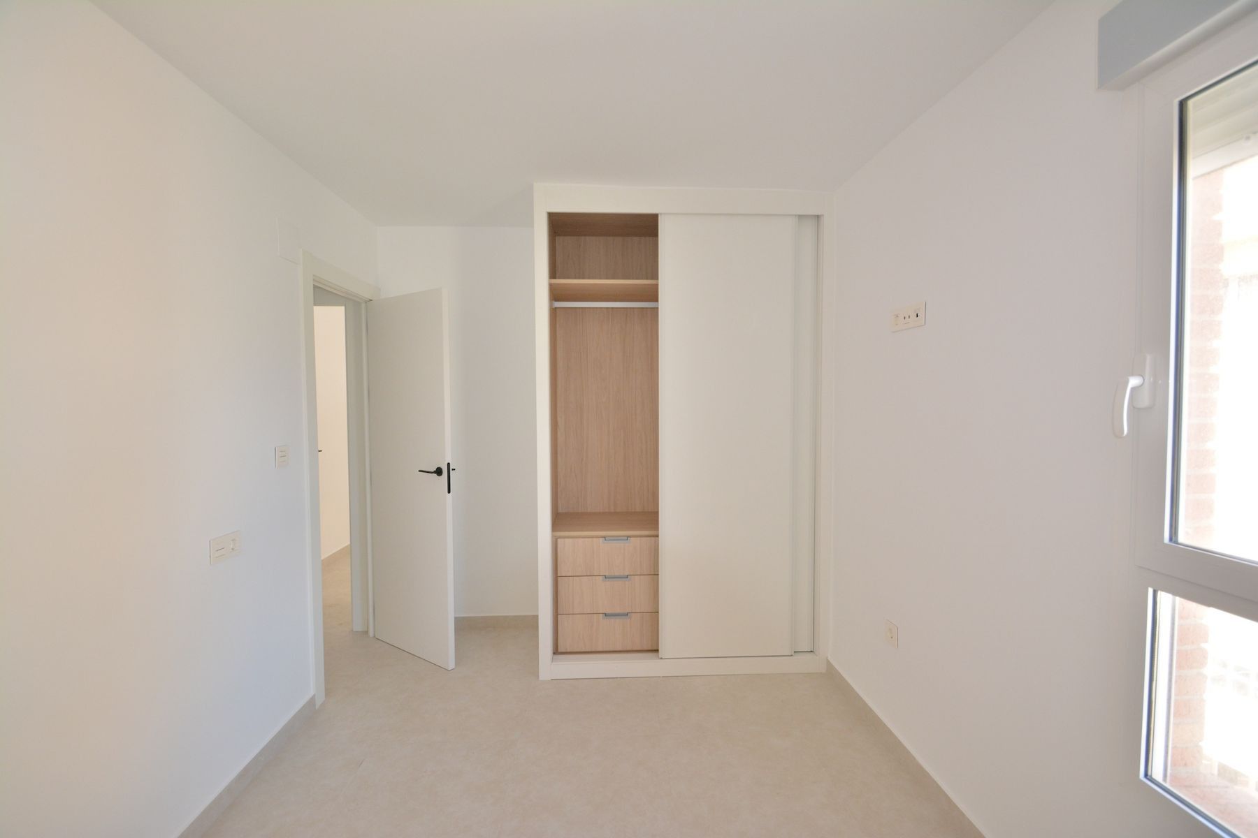 3-Bedroom Apartment in La Mata Pueblo, Torrevieja - Image 19