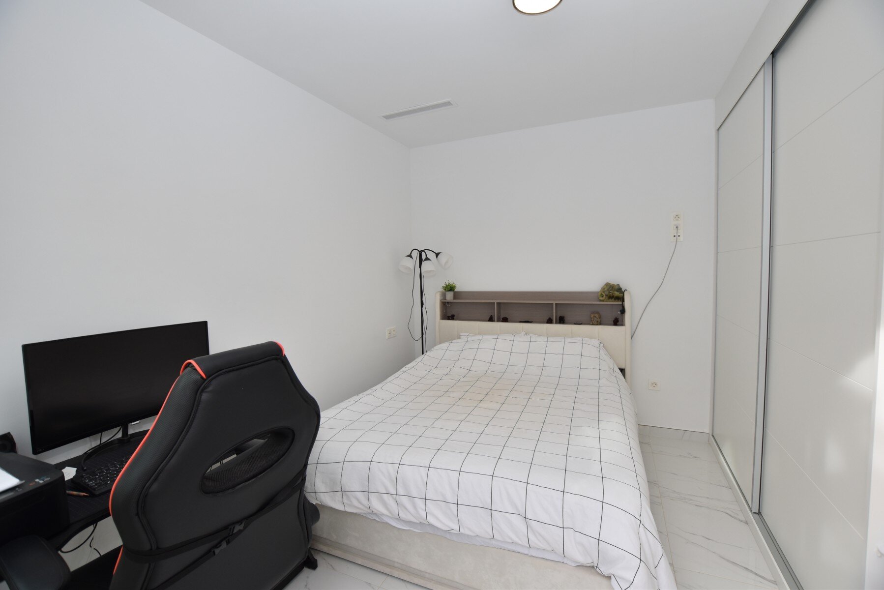 3-Bedroom Villa in Costa Blanca Sur, Los Montesinos - Image 23