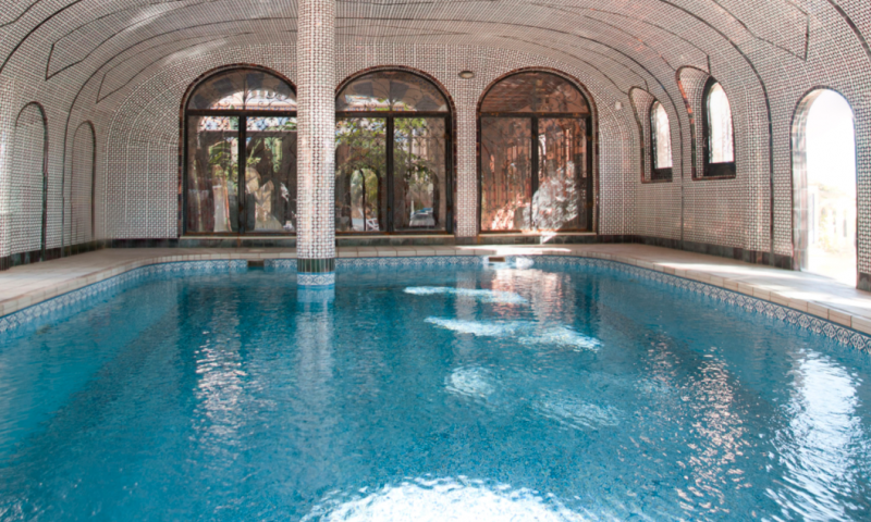 5-Zimmer Villa in Villamartin, Orihuela Costa - Image 8