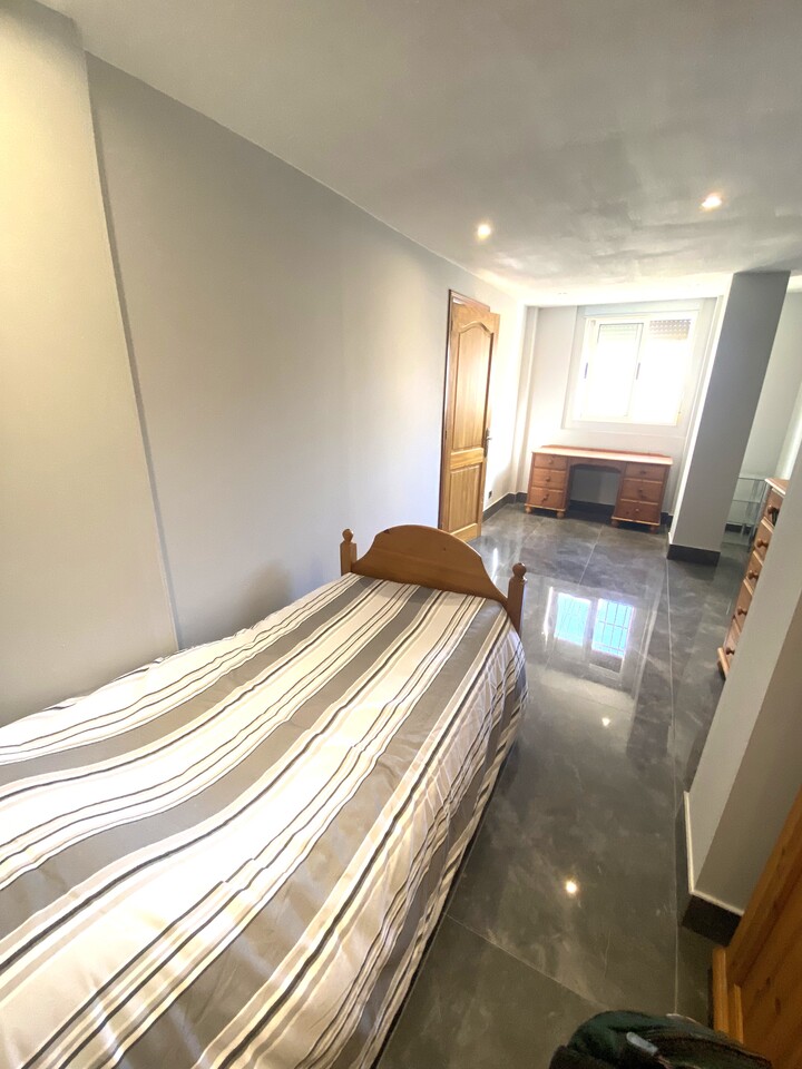 5-Bedroom Villa in La Zenia, Orihuela Costa - Image 22