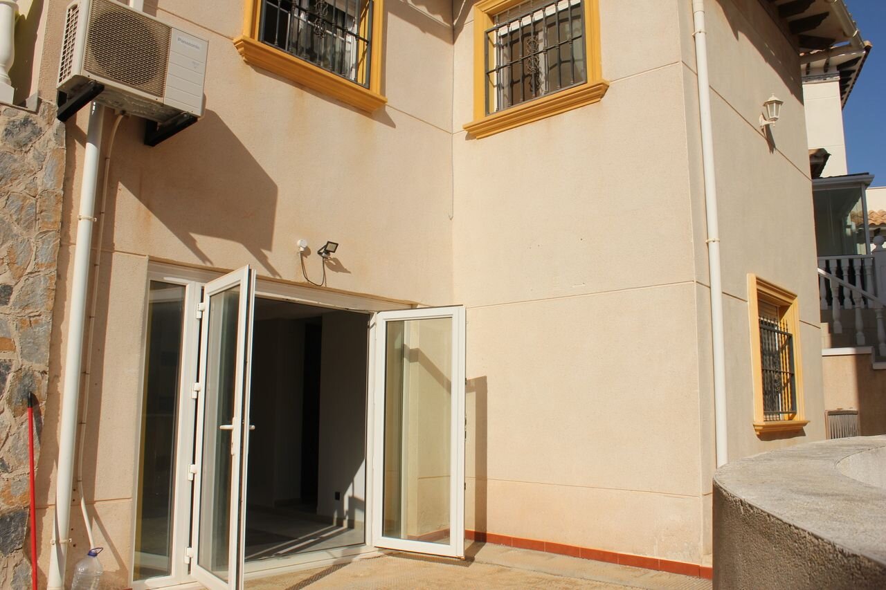 5-Bedroom Villa in La Zenia, Orihuela Costa - Image 5