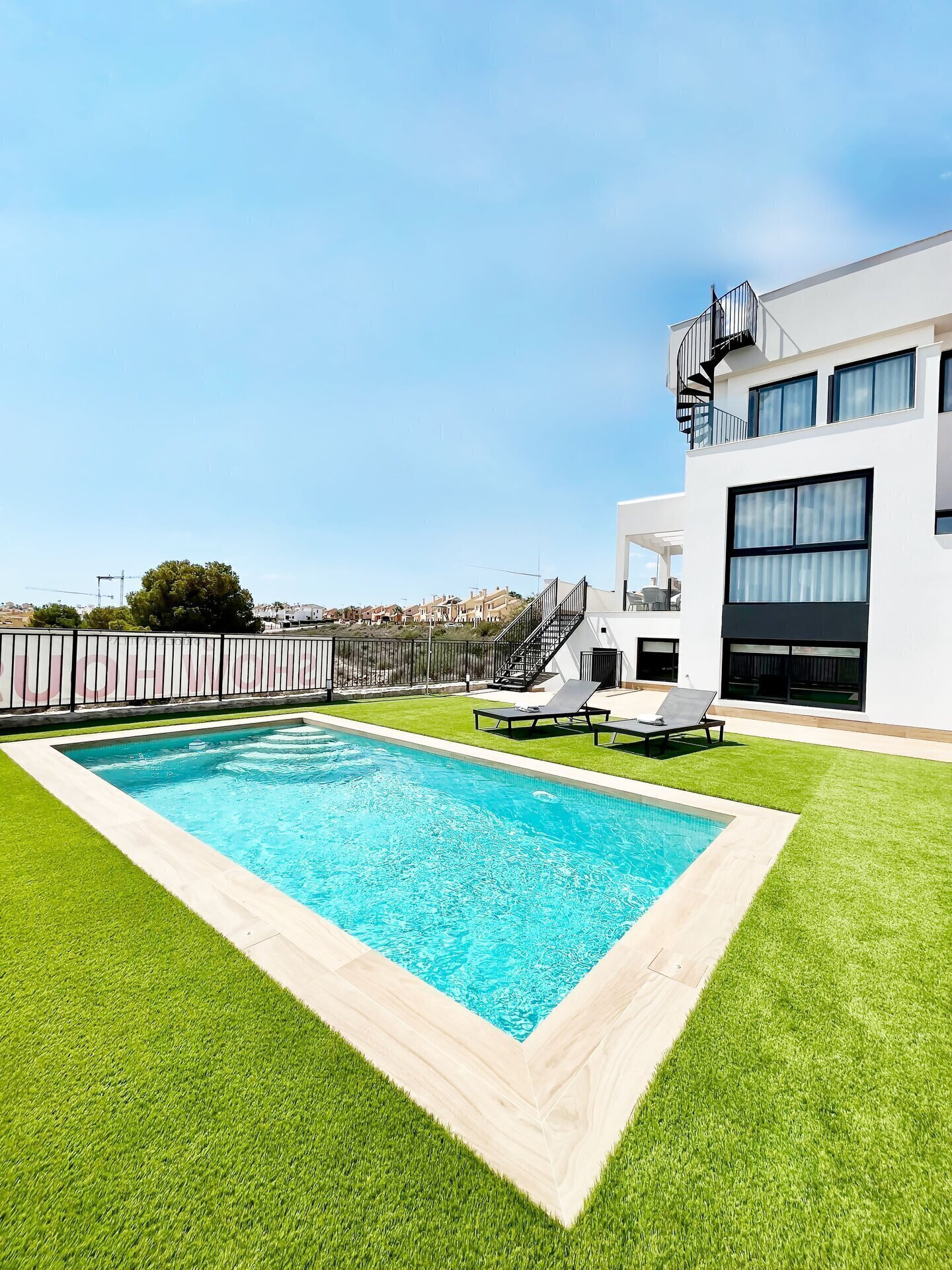 3-Bedroom Semi-Detached House in La Finca Golf - Image 24