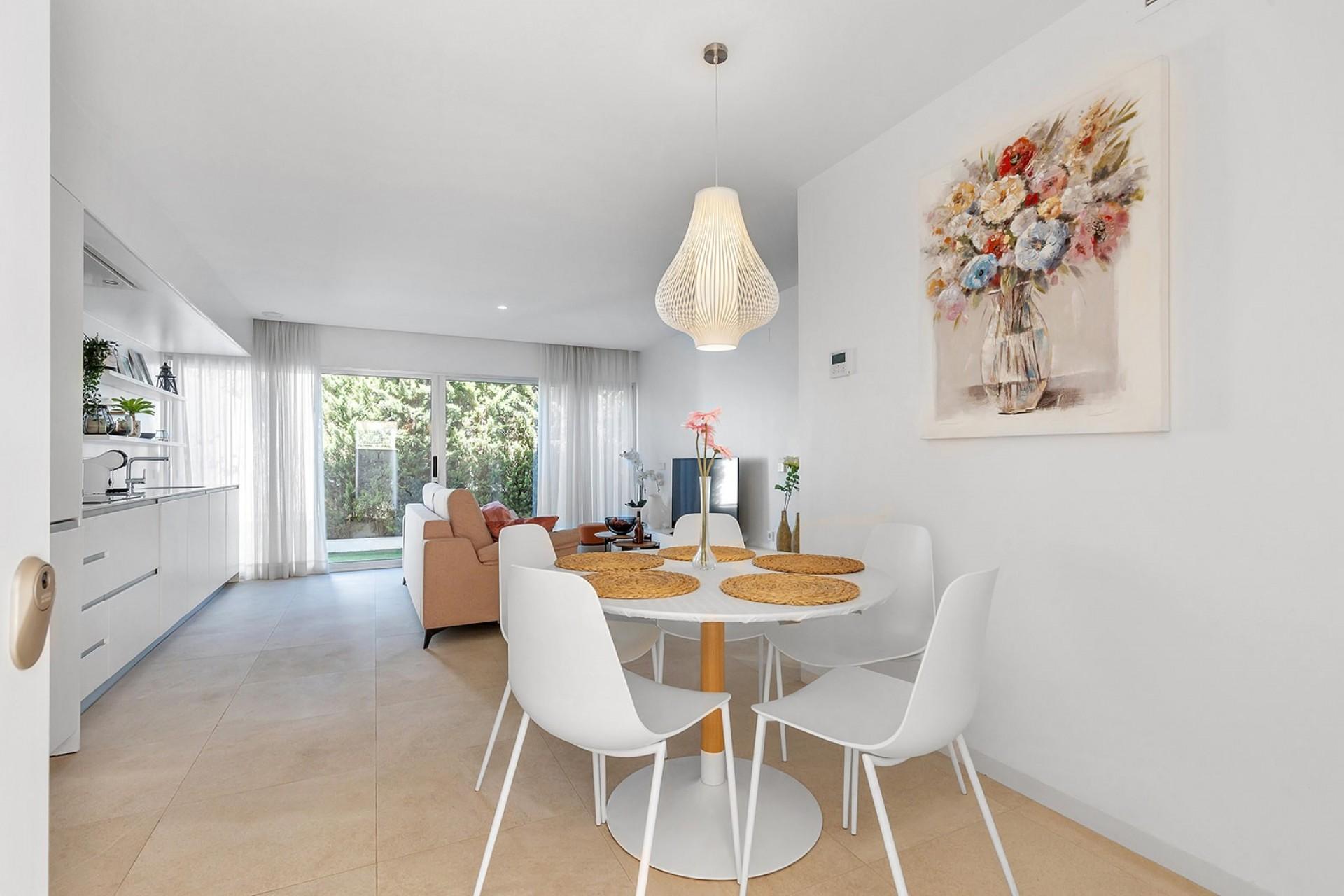 2-Bedroom Apartment in Los Balcones, Torrevieja - Image 6
