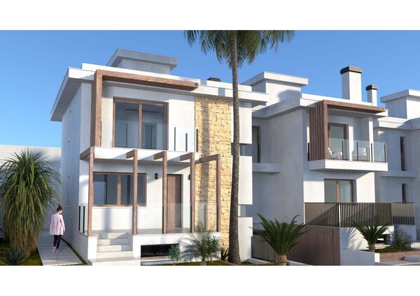 4-Bedroom Townhouse in Los Alcázares