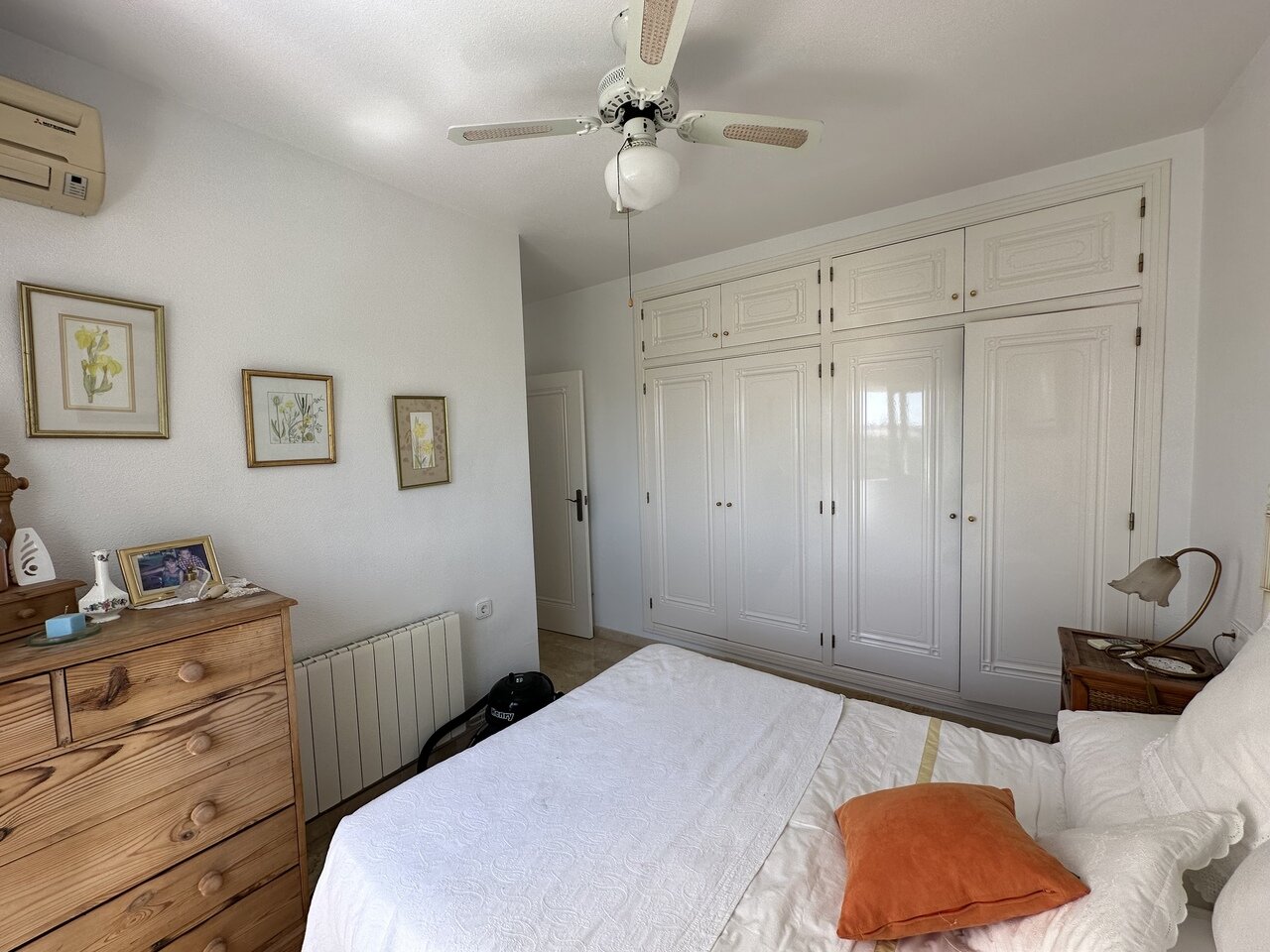 5-Bedroom Villa in Orihuela Costa - Image 37