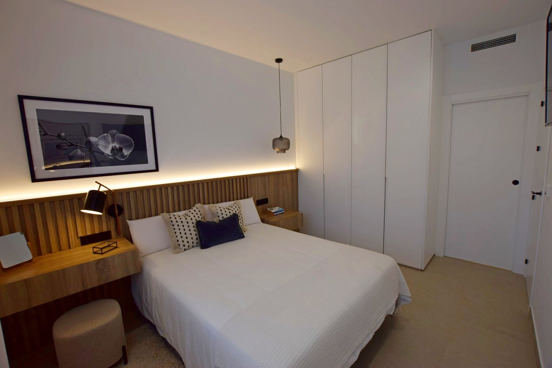 3-Bedroom Detached House in Condado de Alhama - Image 15