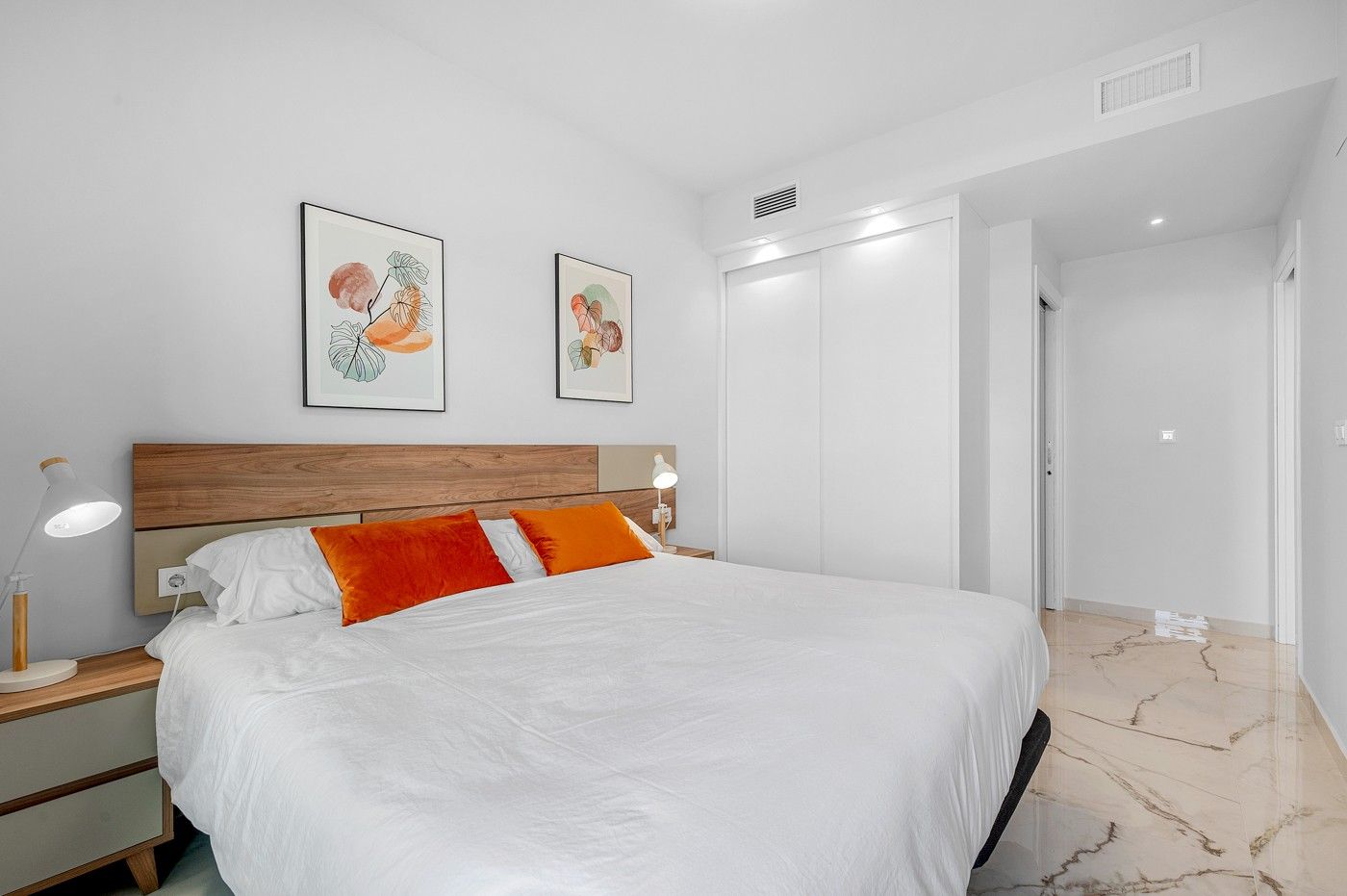 2-Bedroom Apartment in Lomas de Cabo Roig, Orihuela Costa - Image 26