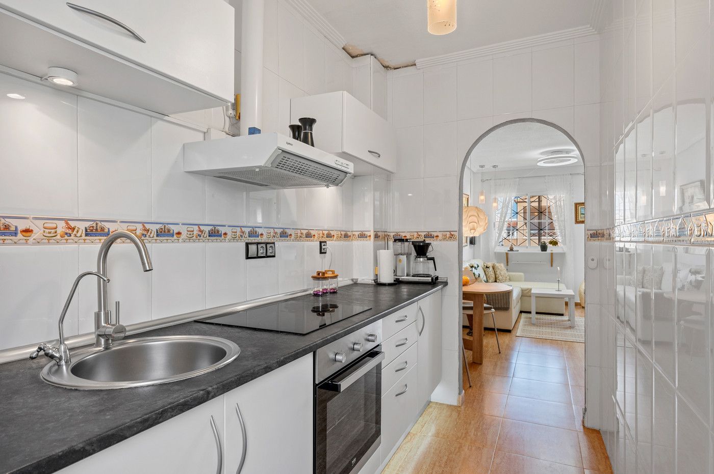 2-Bedroom Bungalow in La Chismosa, Orihuela Costa - Image 18