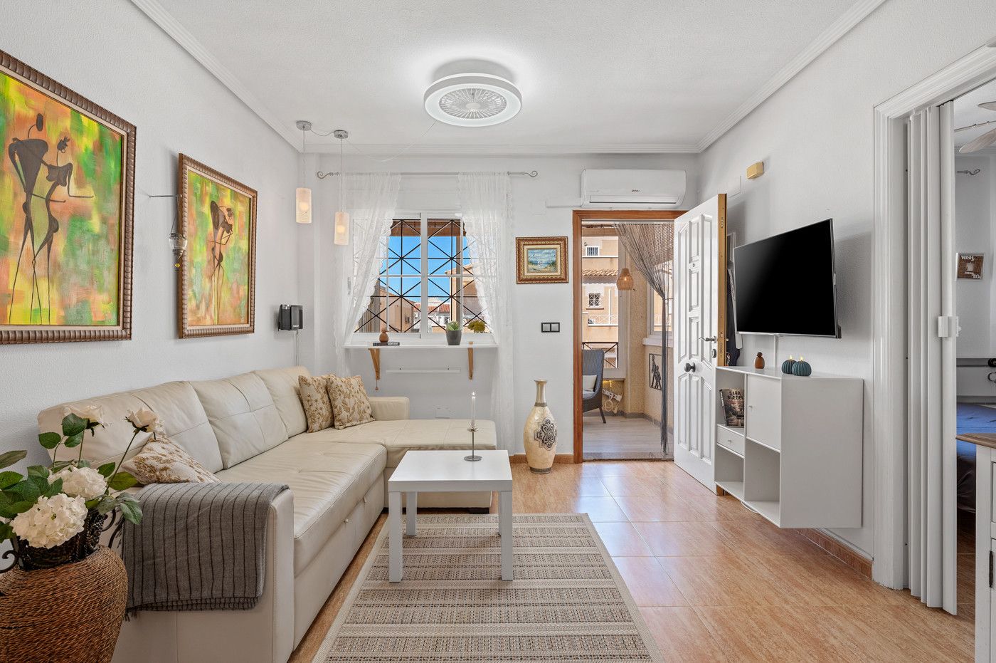 2-Bedroom Bungalow in La Chismosa, Orihuela Costa - Image 6