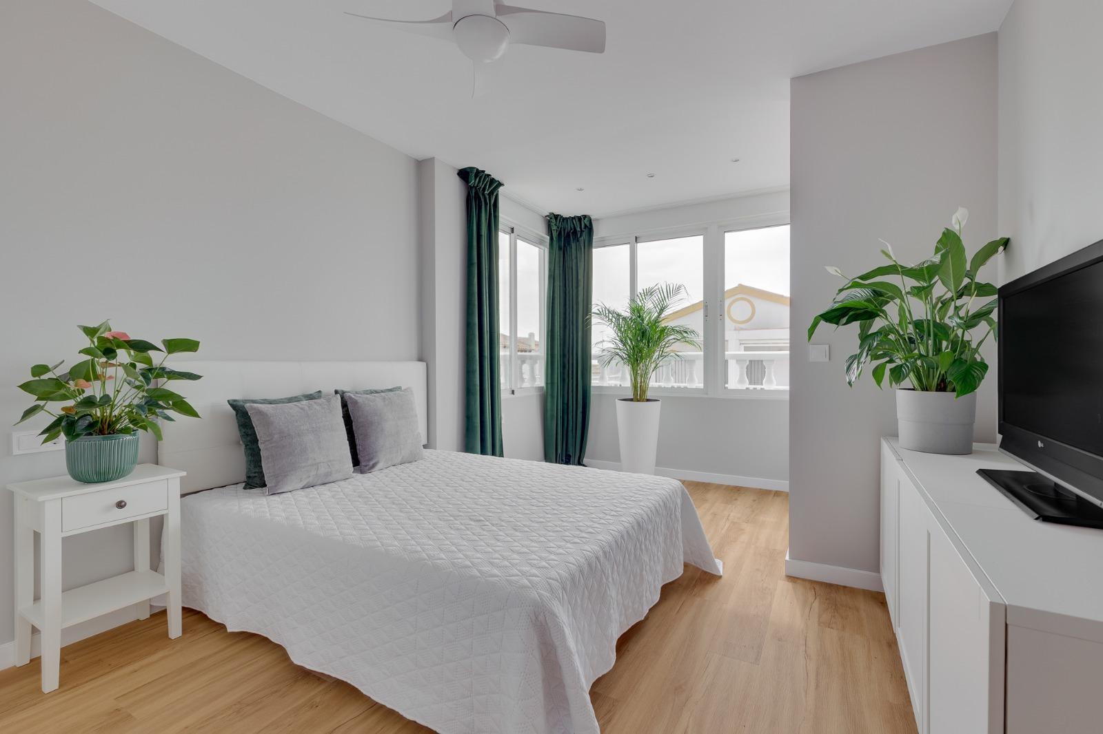 3-Bedroom House in Orihuela - Image 15