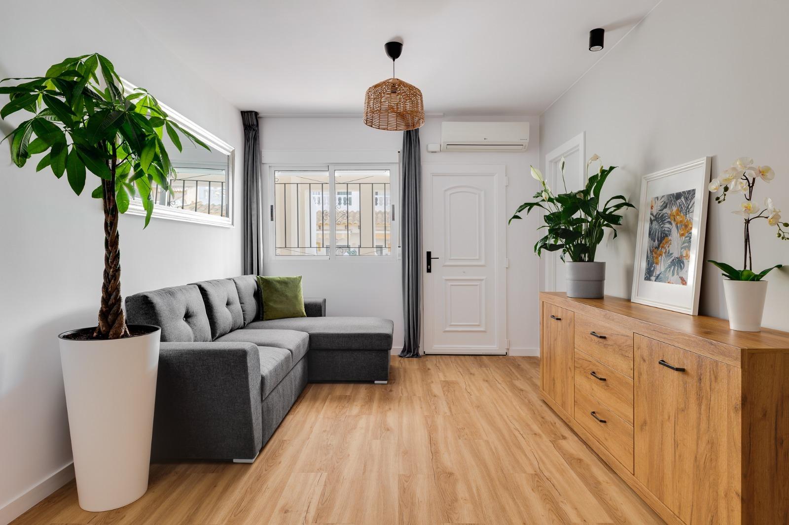 3-Bedroom House in Orihuela - Image 2