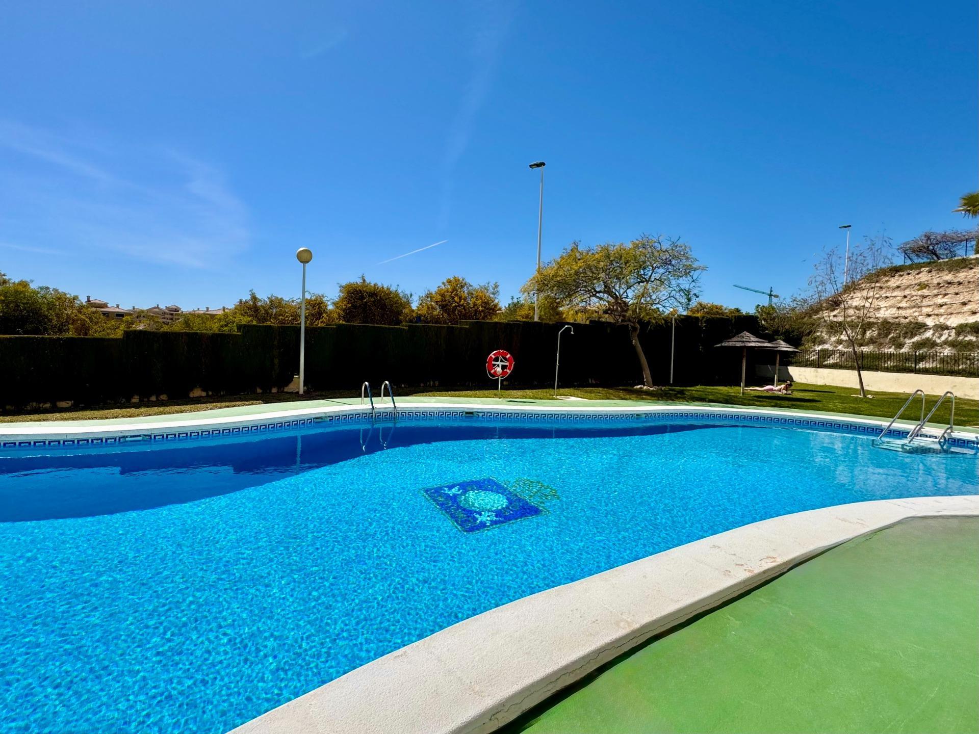 2-Bedroom Apartment in Villamartín-las Filipinas, Orihuela Costa - Image 26