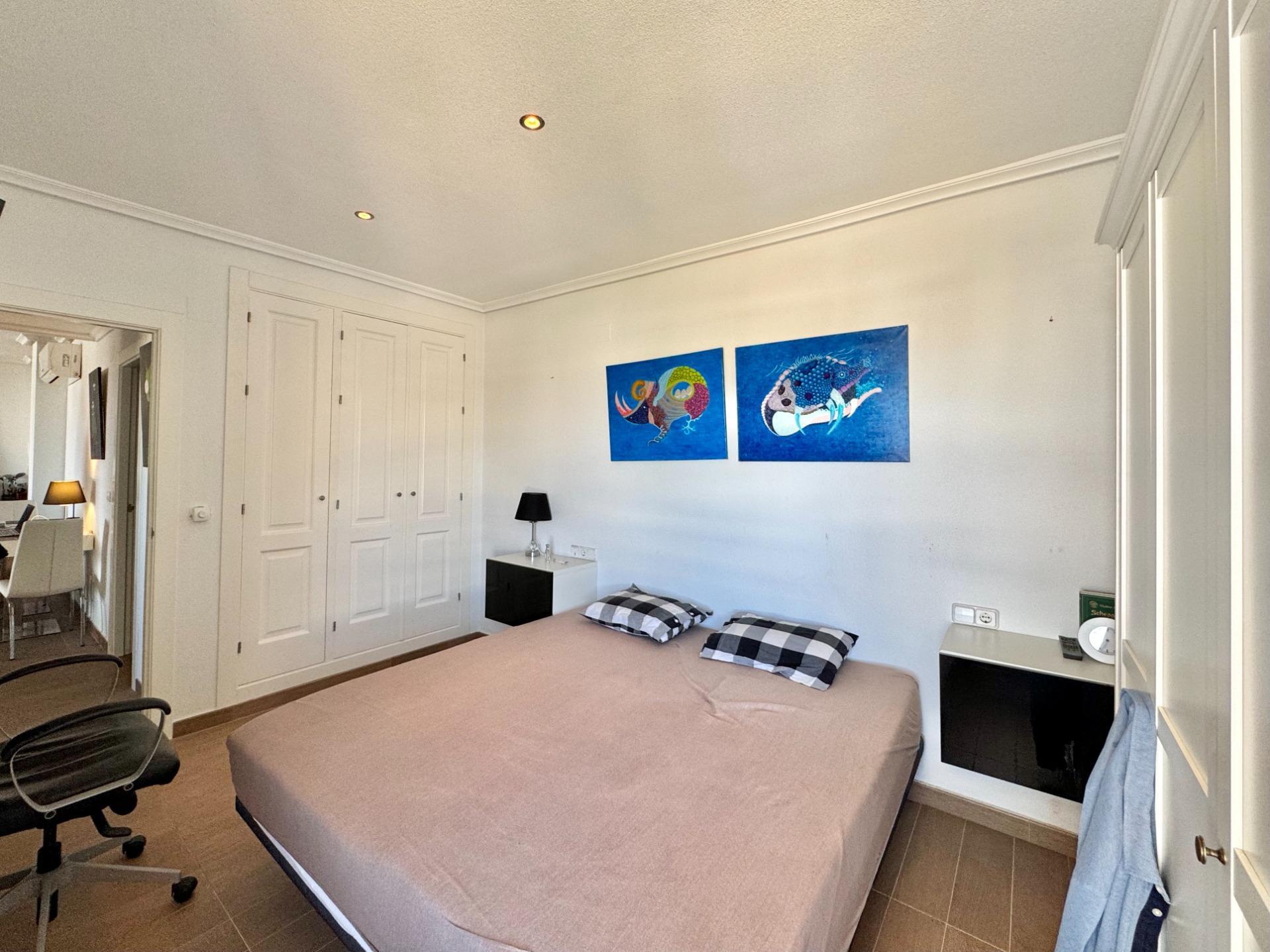 2-Bedroom Apartment in Villamartín-las Filipinas, Orihuela Costa - Image 6