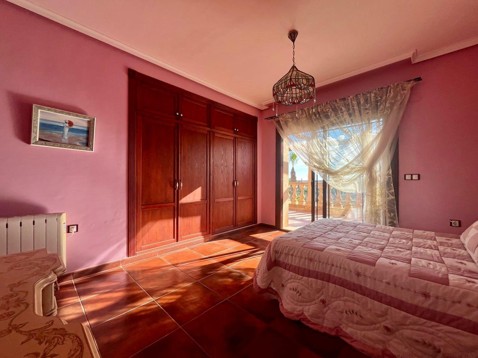 4-Bedroom Villa in Lo Marabú, Rojales - Image 41