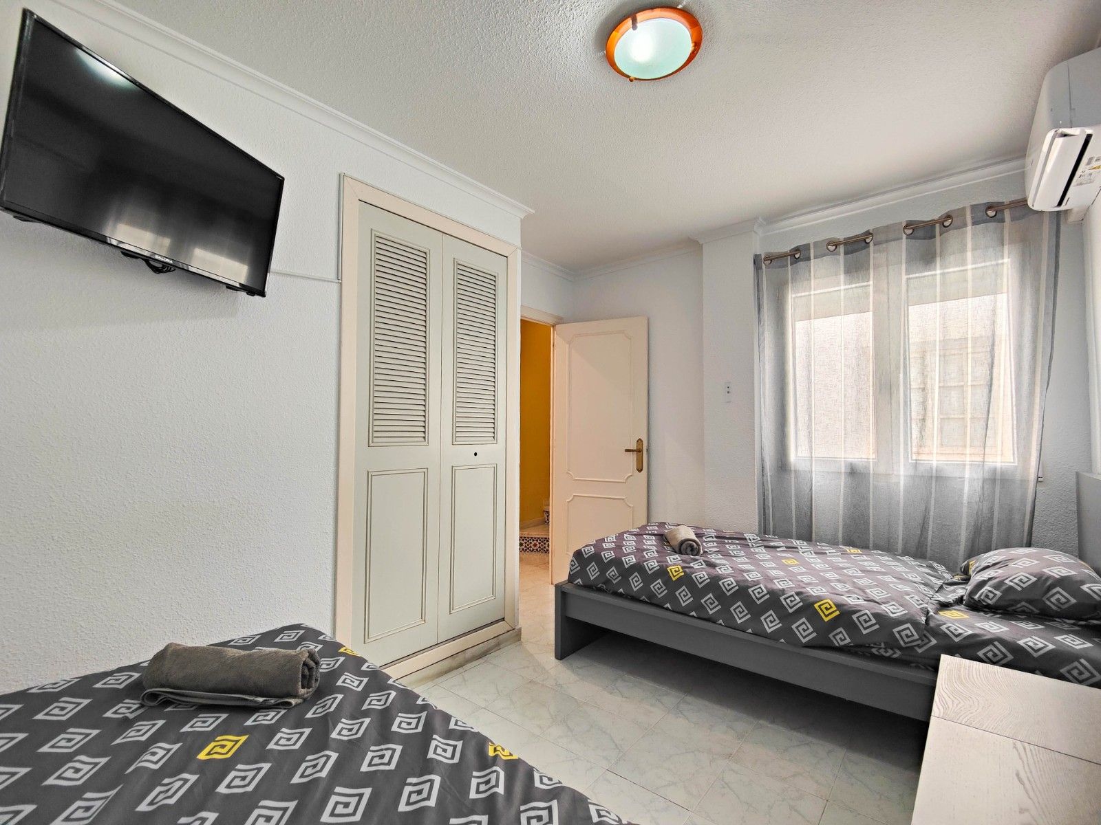 2-Bedroom Penthouse in La Mata Pueblo, Torrevieja - Image 40