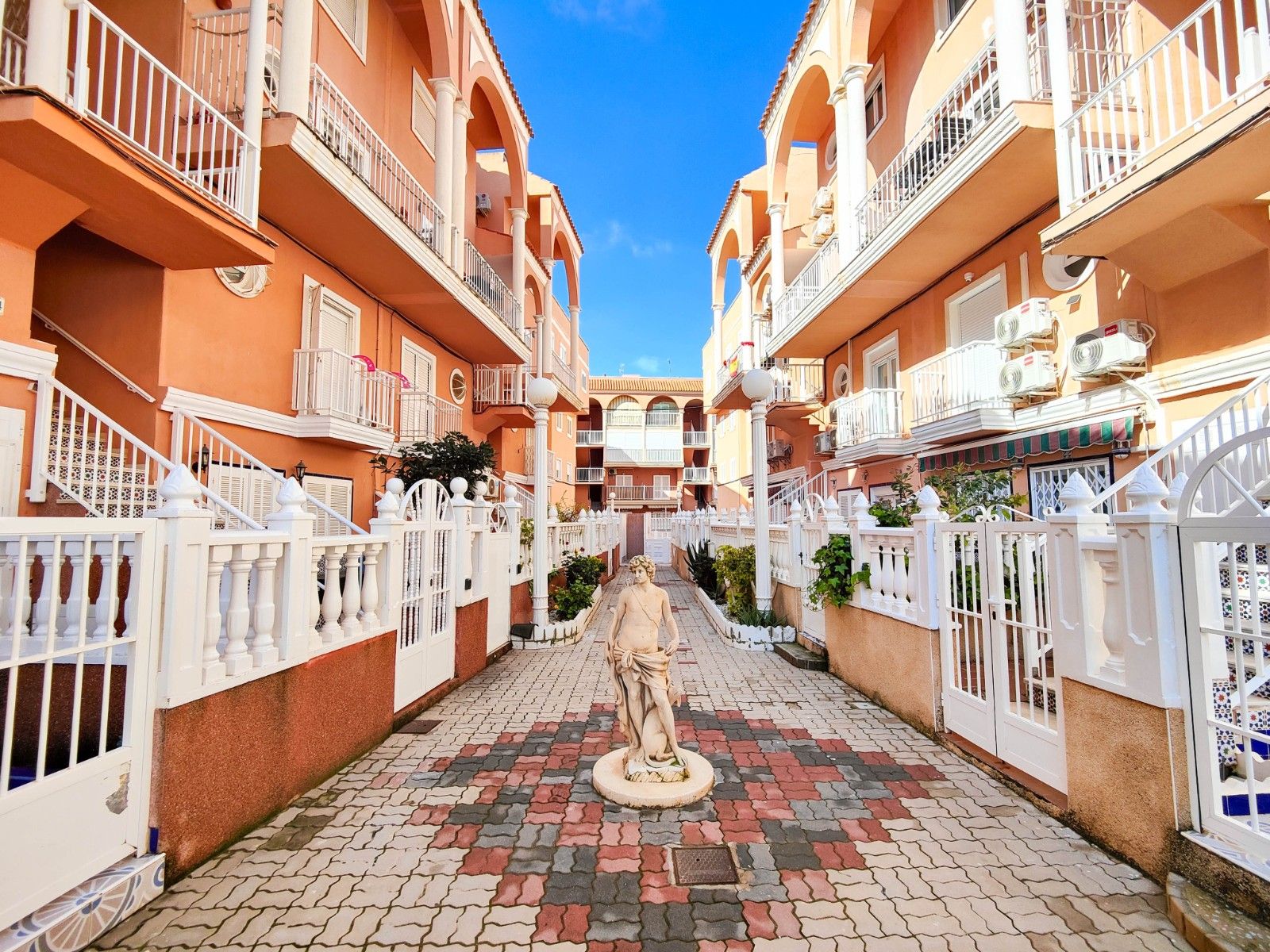 2-Bedroom Penthouse in La Mata Pueblo, Torrevieja - Image 42