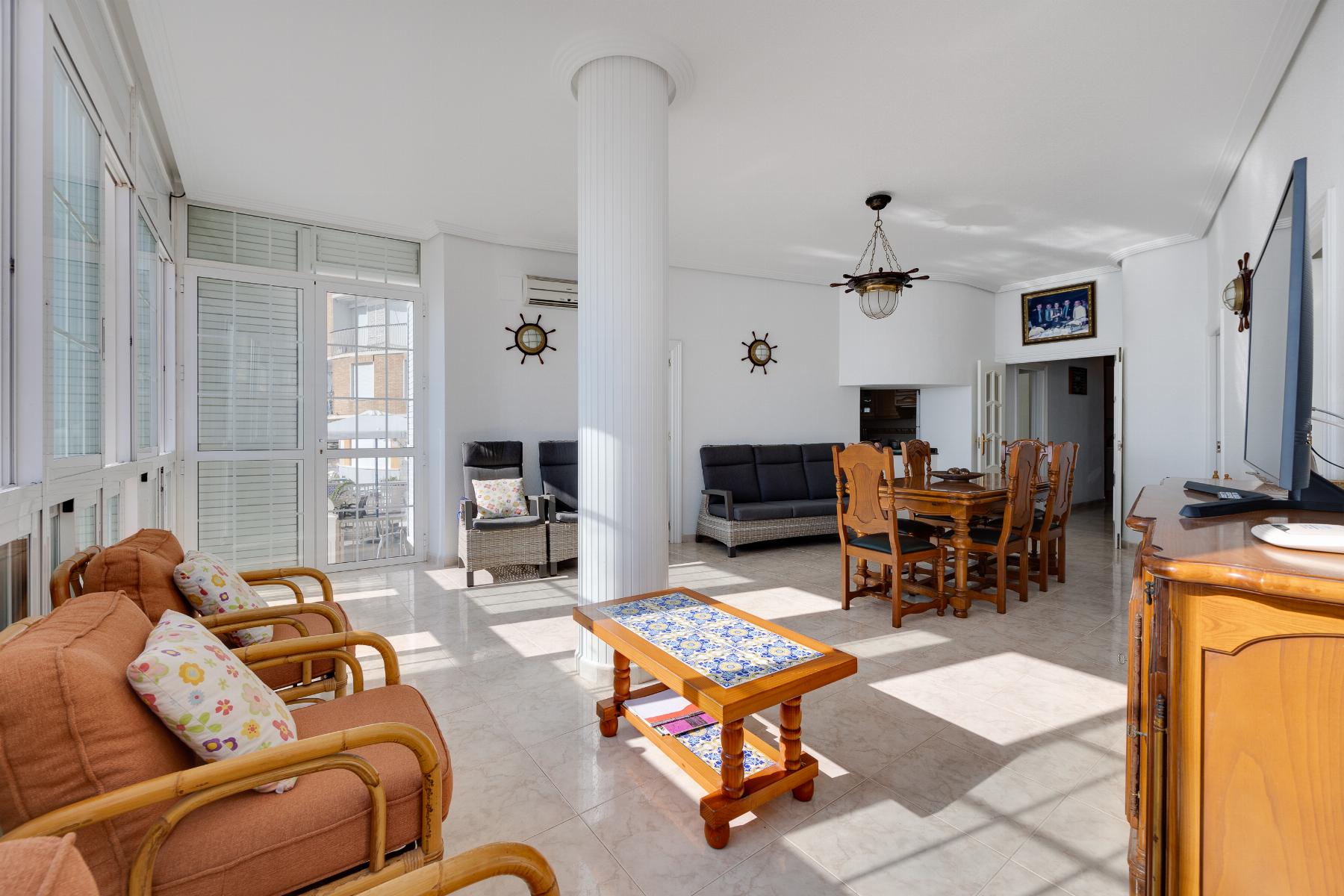 Apartment in Torrevieja - Image 9