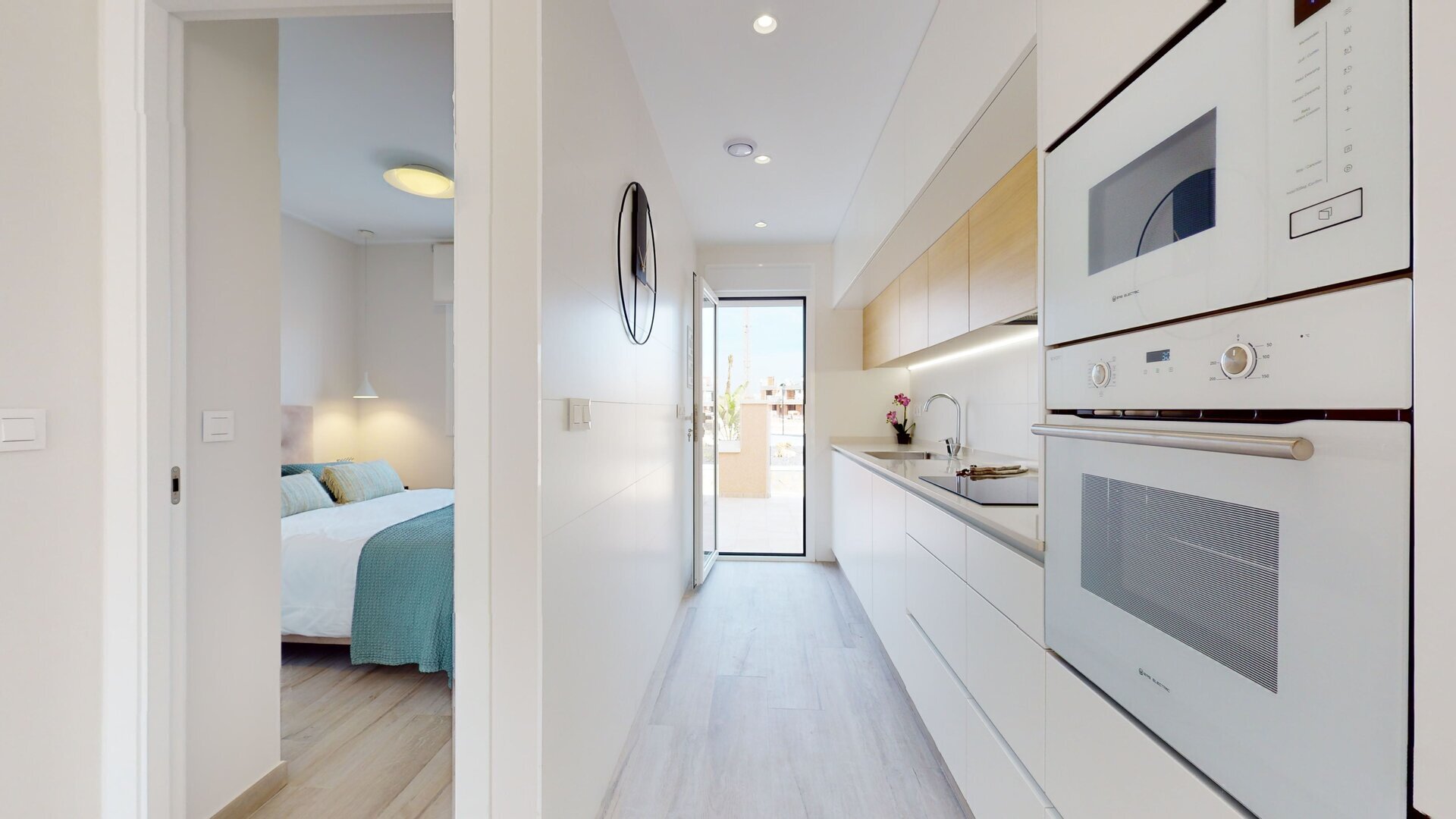 3-Bedroom Townhouse in Pilar de la Horadada - Image 16