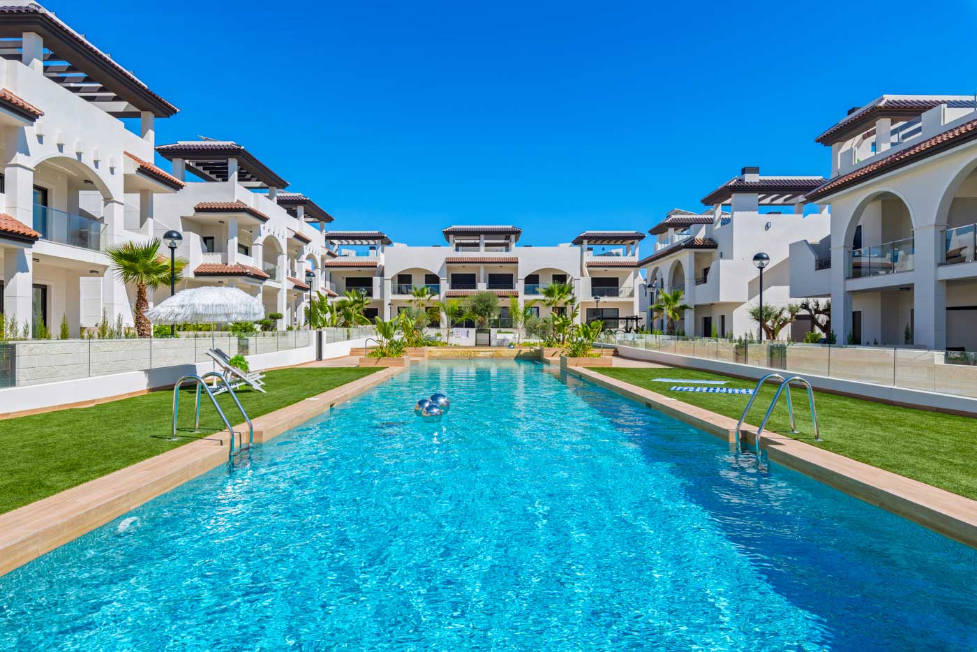 2-Bedroom Bungalow in Rojales - Image 4