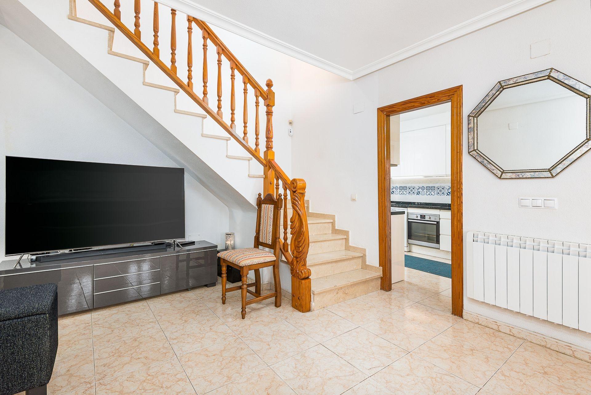 5-Bedroom Villa in Los Balcones - Los Altos del Edén, Torrevieja - Image 11