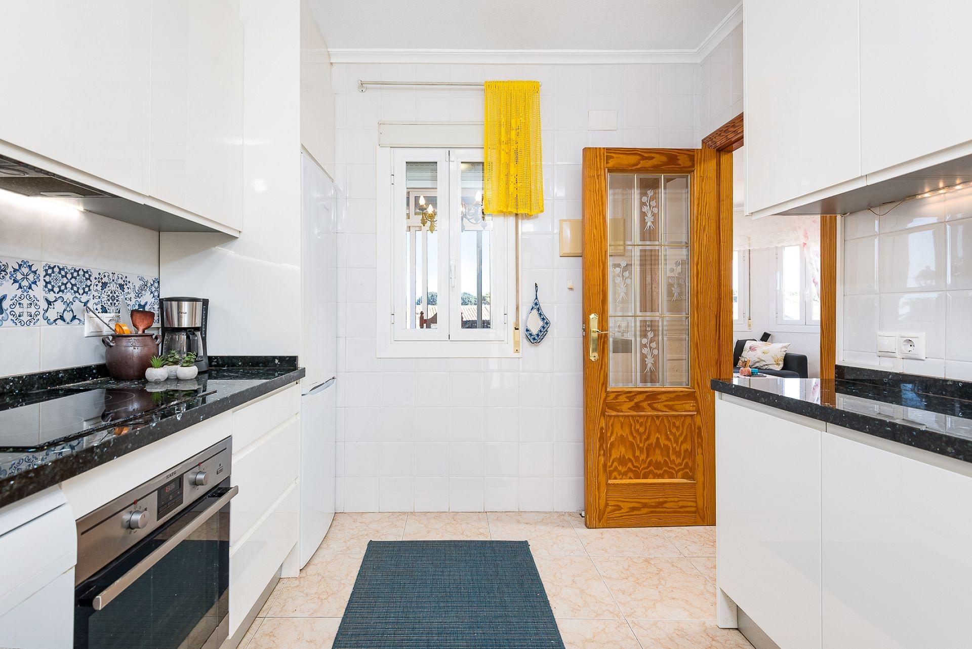 5-Bedroom Villa in Los Balcones - Los Altos del Edén, Torrevieja - Image 14