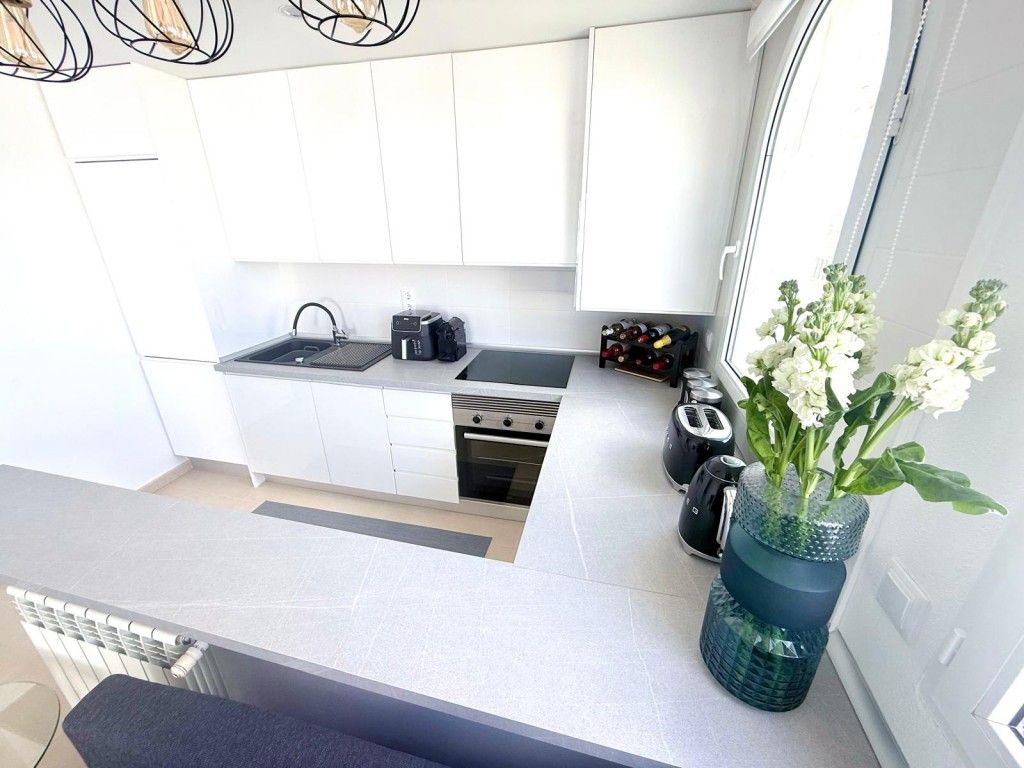 2-Bedroom Penthouse in Sucina - Image 10