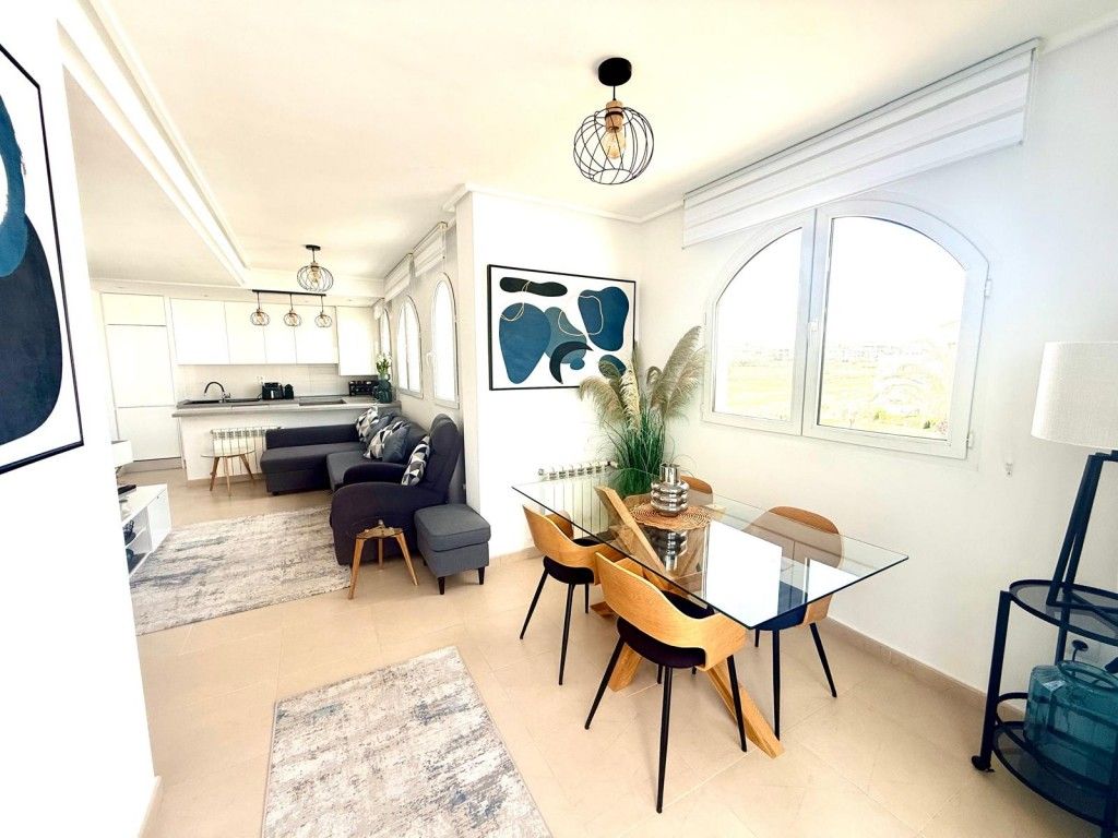 2-Bedroom Penthouse in Sucina - Image 4