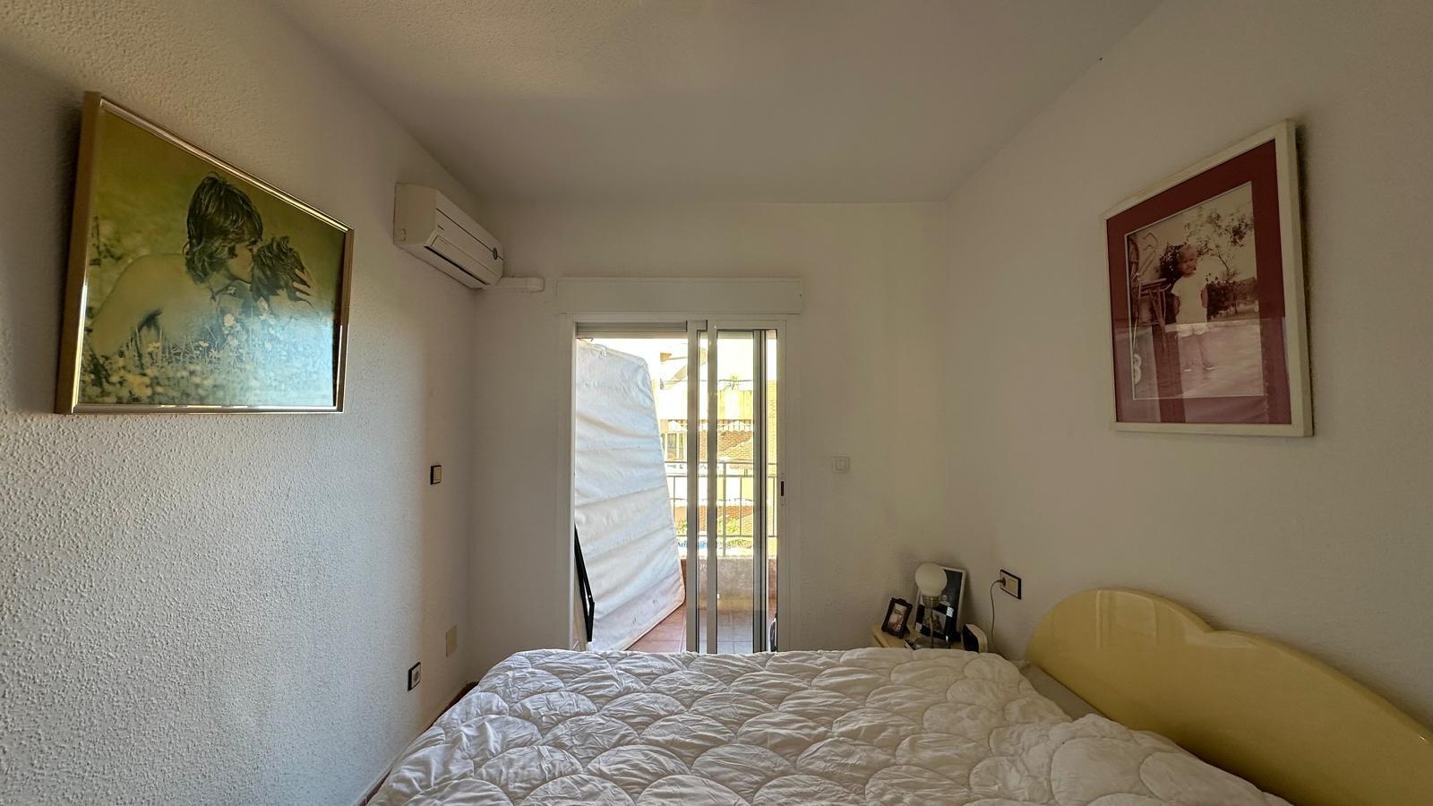 3-Bedroom Apartment in Estacion de Autobuses, Torrevieja - Image 21