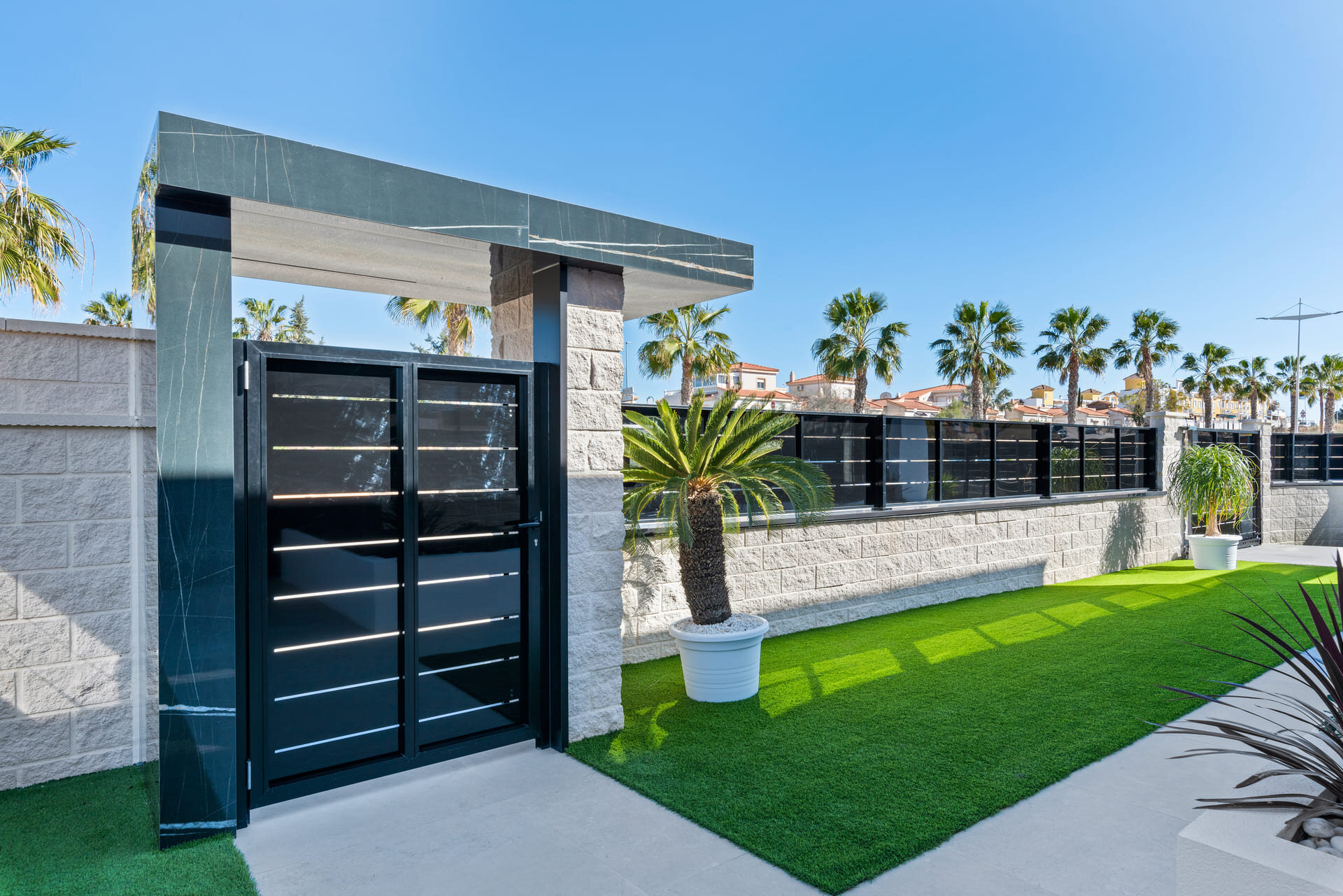 3-Bedroom Detached House in La Finca Golf - Image 11