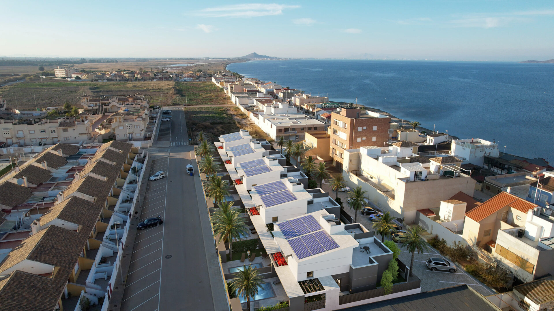 3-Bedroom Detached House in Los Nietos - Image 21