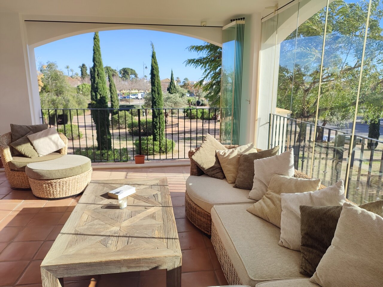 2-Bedroom Apartment in Sucina - Image 1