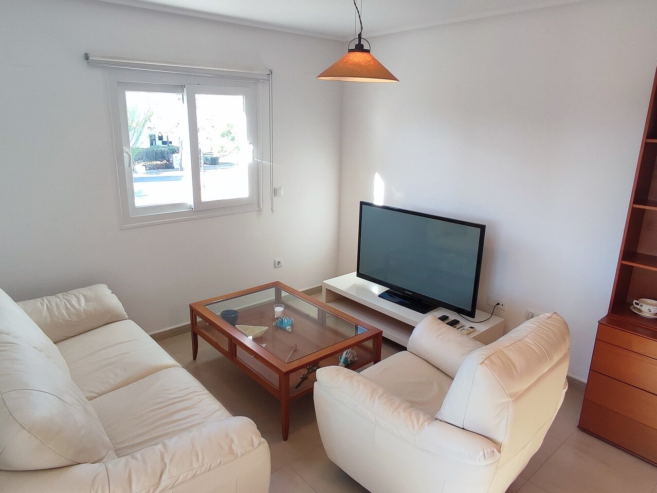 2-Bedroom Apartment in Sucina - Image 17